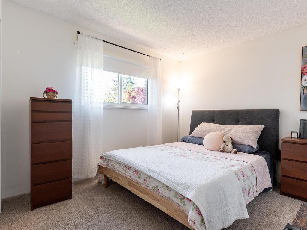 









1502


Fernwood

Place,
Port Moody,




BC
V3H 4A6

