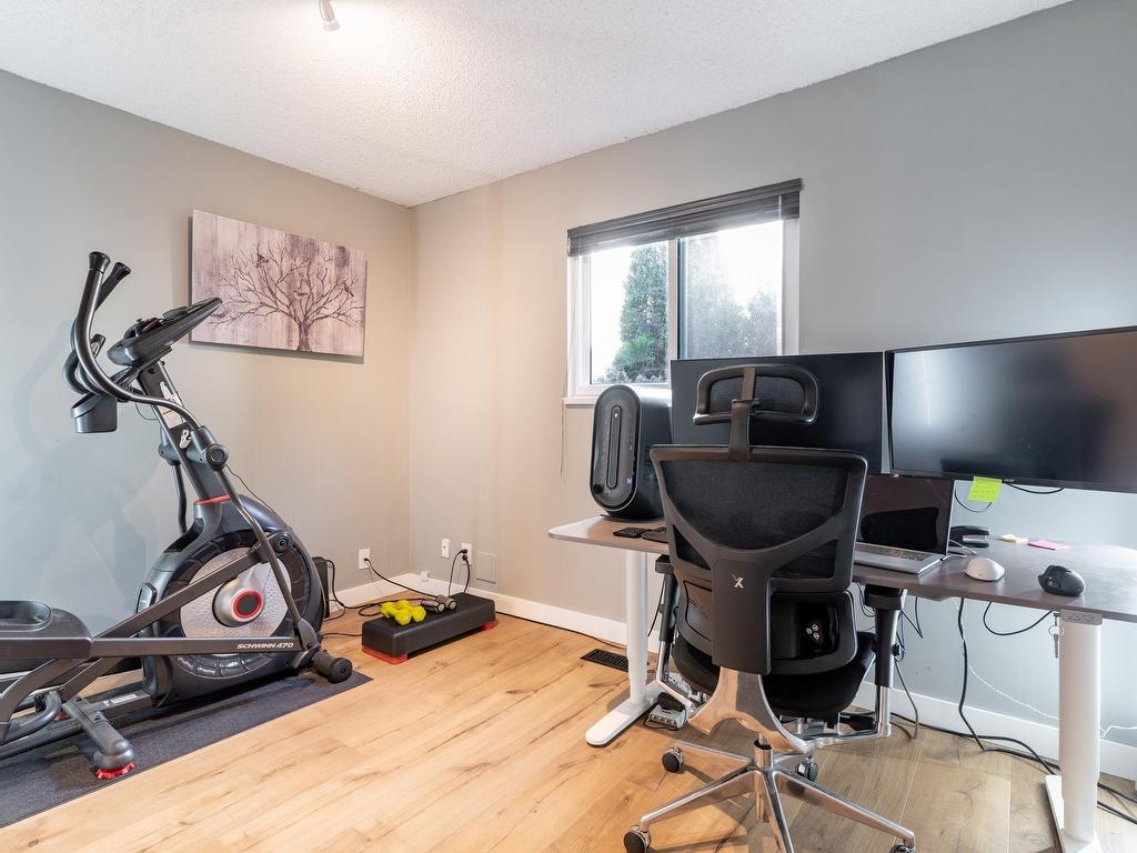









1502


Fernwood

Place,
Port Moody,




BC
V3H 4A6

