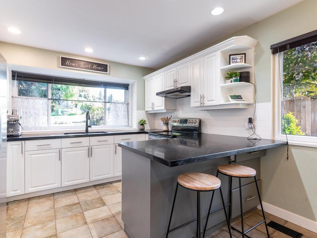 









1502


Fernwood

Place,
Port Moody,




BC
V3H 4A6

