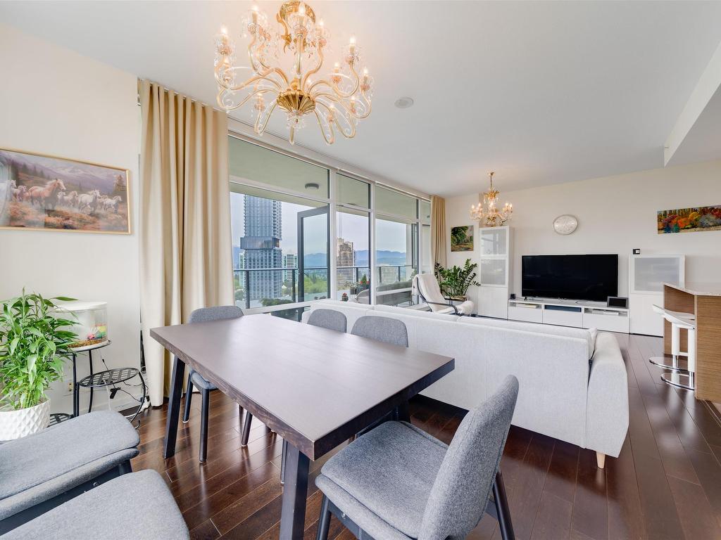 









6168


Wilson

Avenue, 1302,
Burnaby,




BC
V5H 0B2

