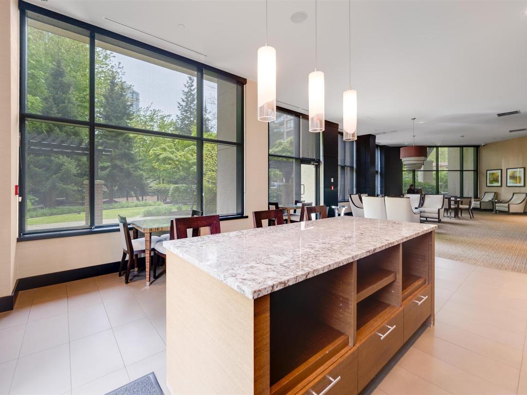 









6168


Wilson

Avenue, 1302,
Burnaby,




BC
V5H 0B2

