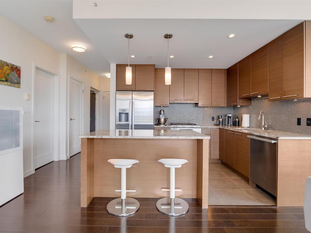 









6168


Wilson

Avenue, 1302,
Burnaby,




BC
V5H 0B2

