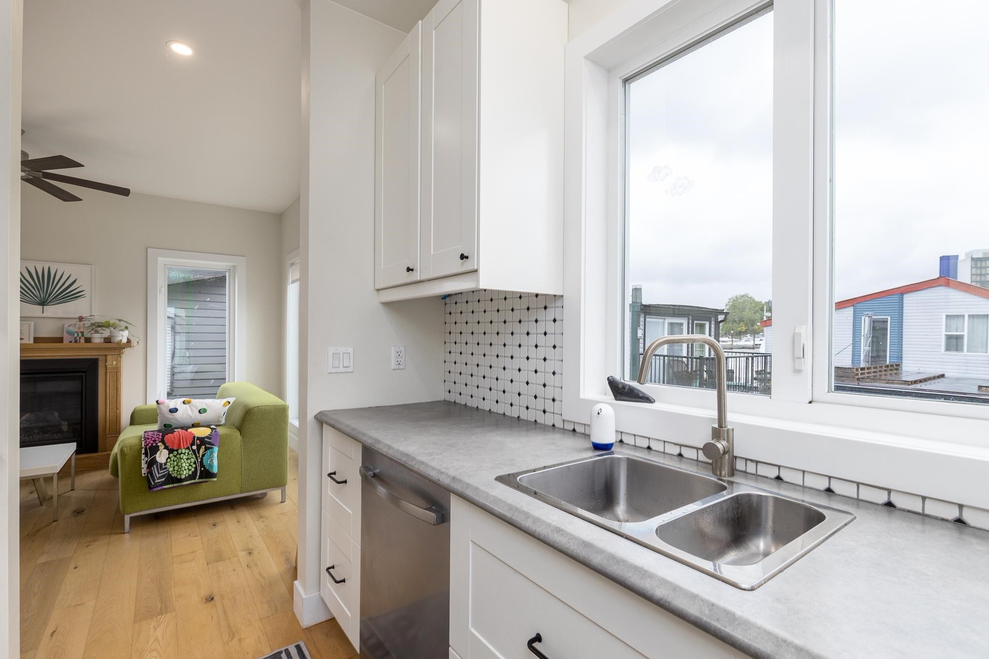 









8191


River

Road, 6W2,
Richmond,




BC
V6X 1X8

