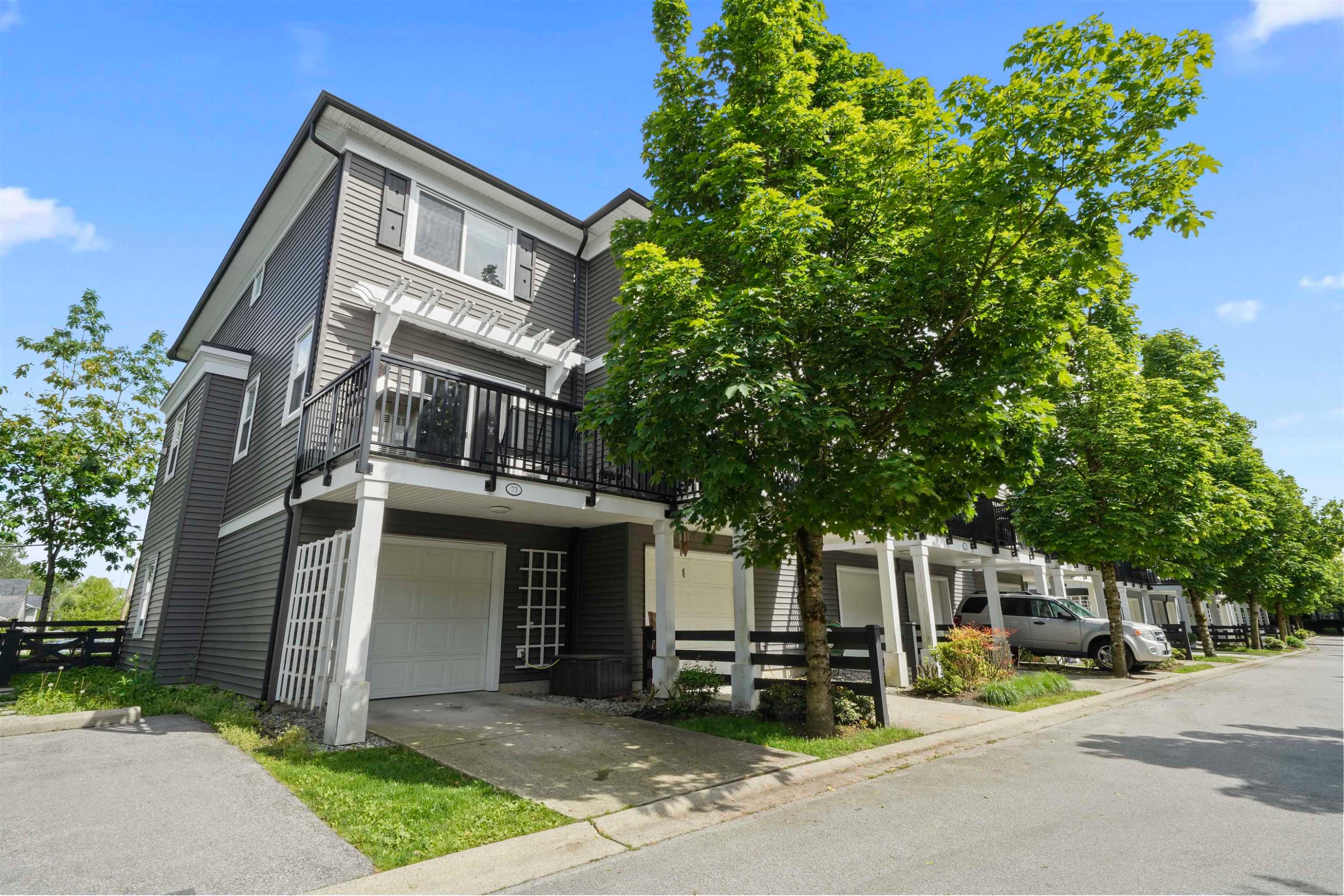 









19572


Fraser

Way, 73,
Pitt Meadows,




BC
V3Y 0A9

