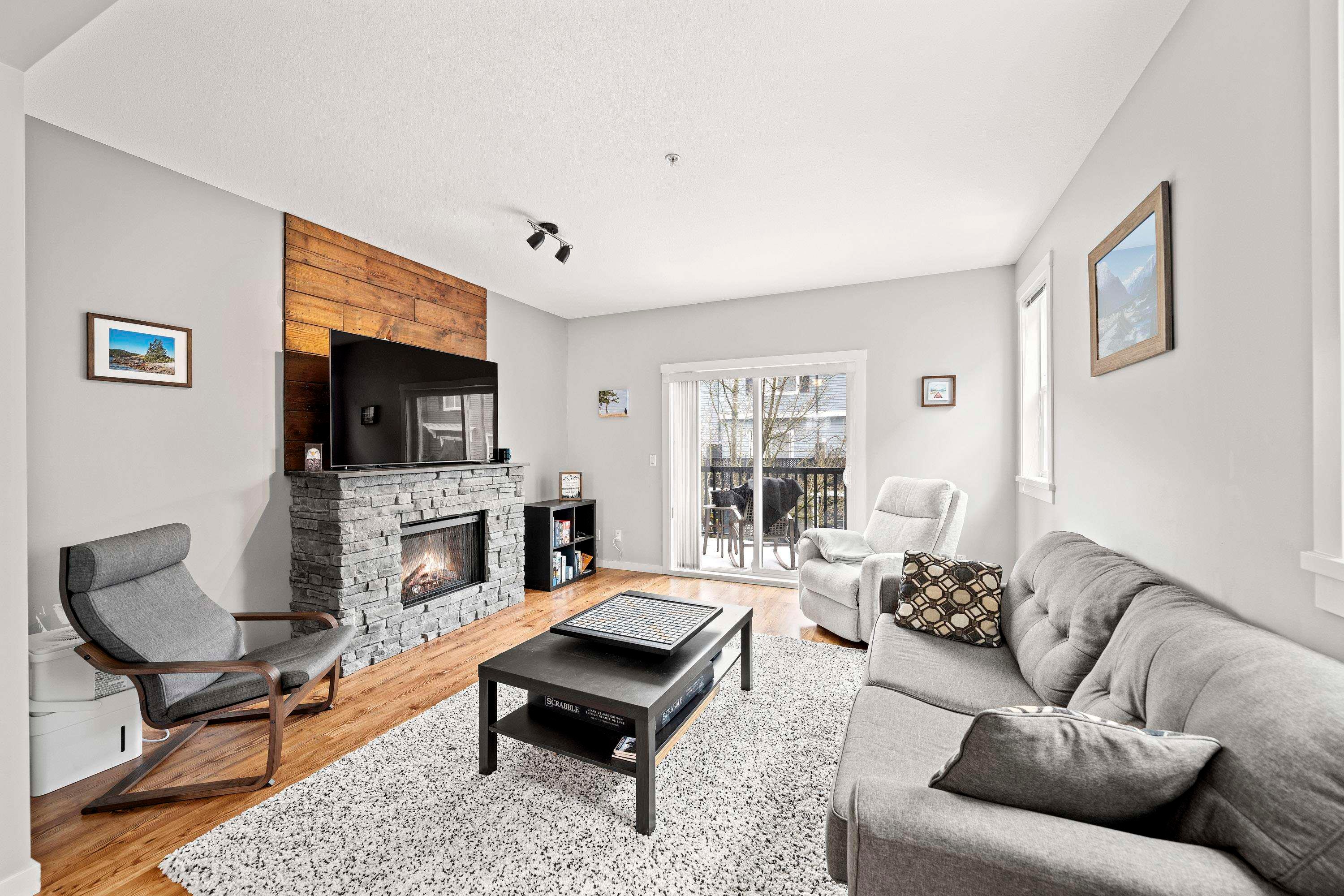 









19572


Fraser

Way, 73,
Pitt Meadows,




BC
V3Y 0A9

