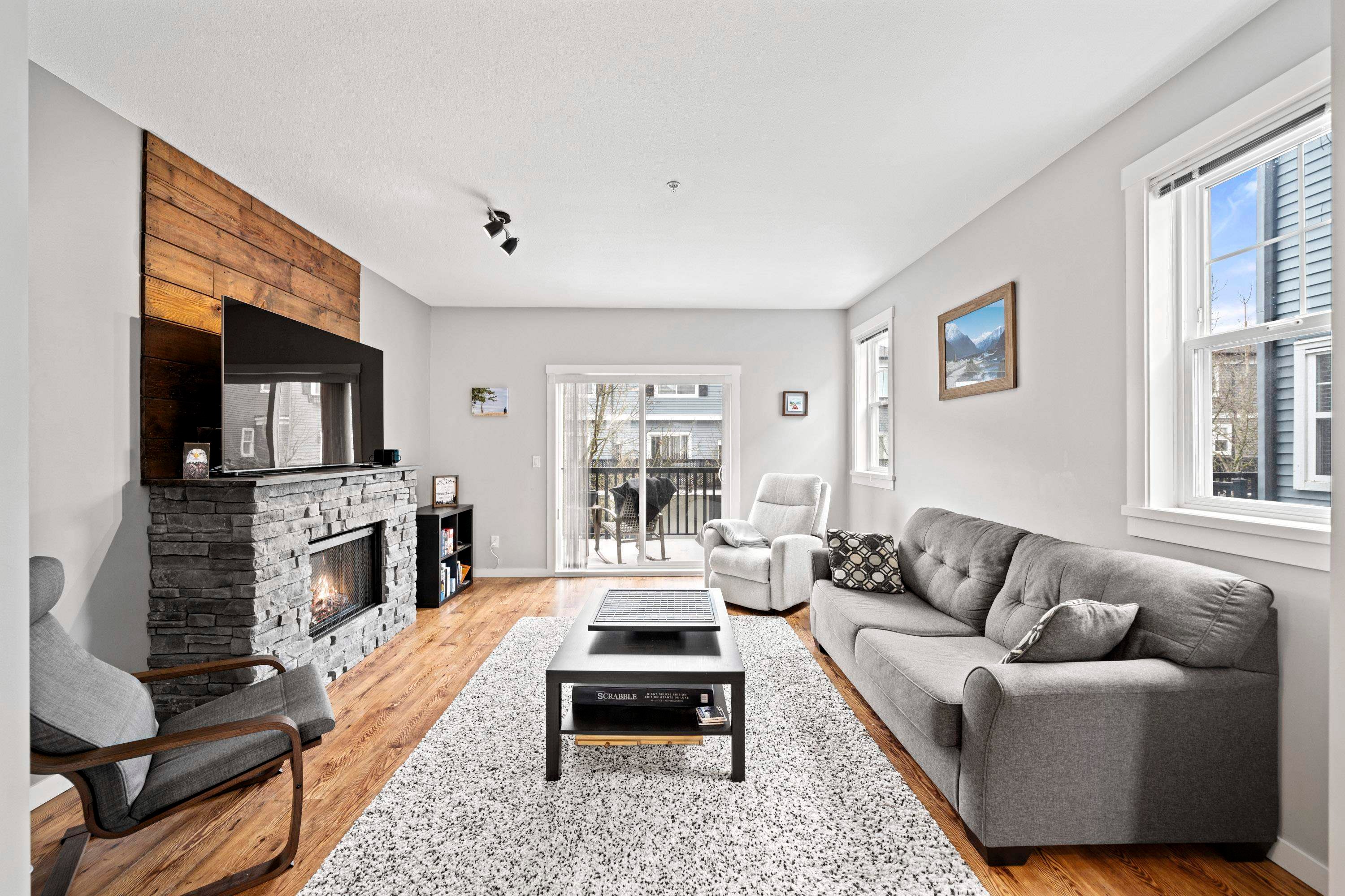 









19572


Fraser

Way, 73,
Pitt Meadows,




BC
V3Y 0A9

