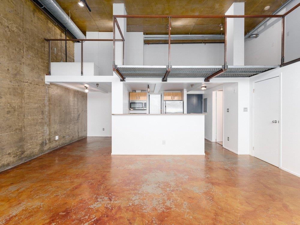 









2001


Wall

Street, 419,
Vancouver,




BC
V5L 5E4

