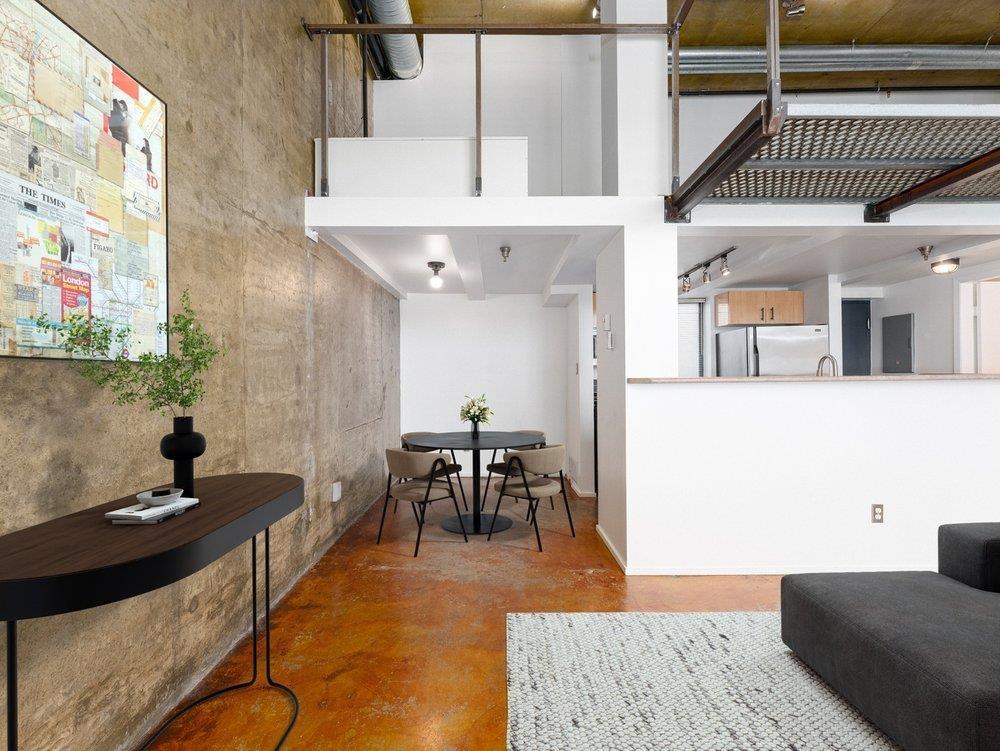 









2001


Wall

Street, 419,
Vancouver,




BC
V5L 5E4

