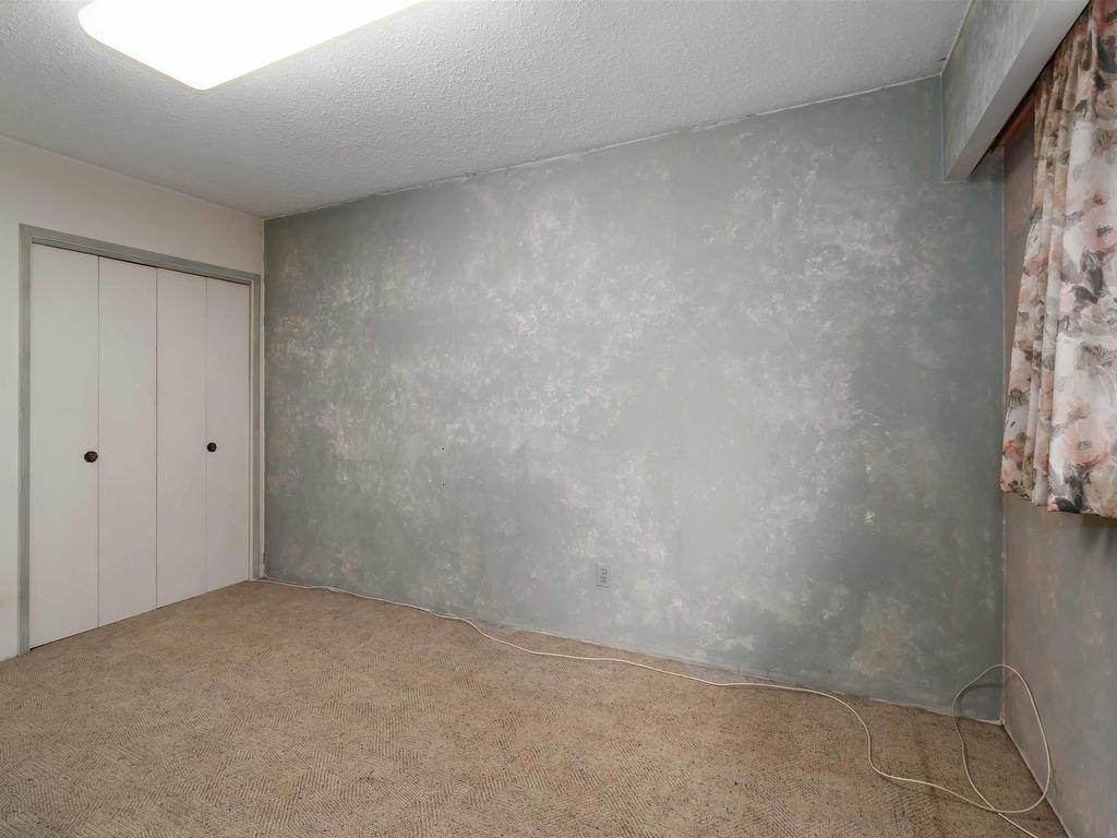 









944


Stewart

Avenue,
Coquitlam,




BC
V3K 2N6

