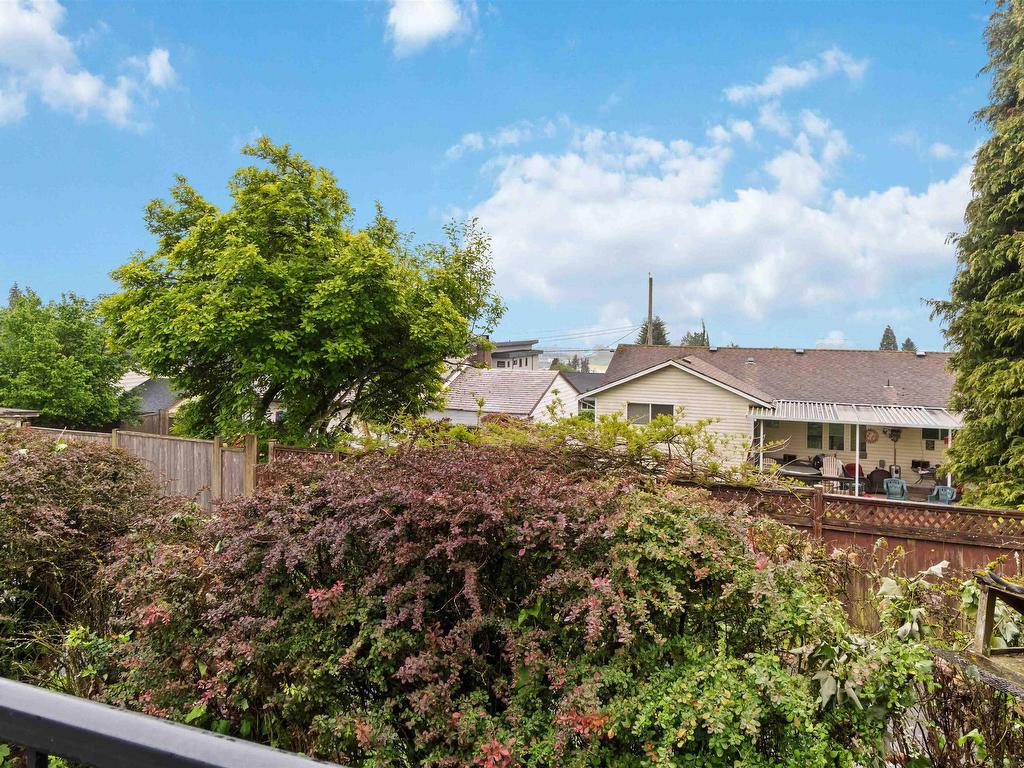 









944


Stewart

Avenue,
Coquitlam,




BC
V3K 2N6

