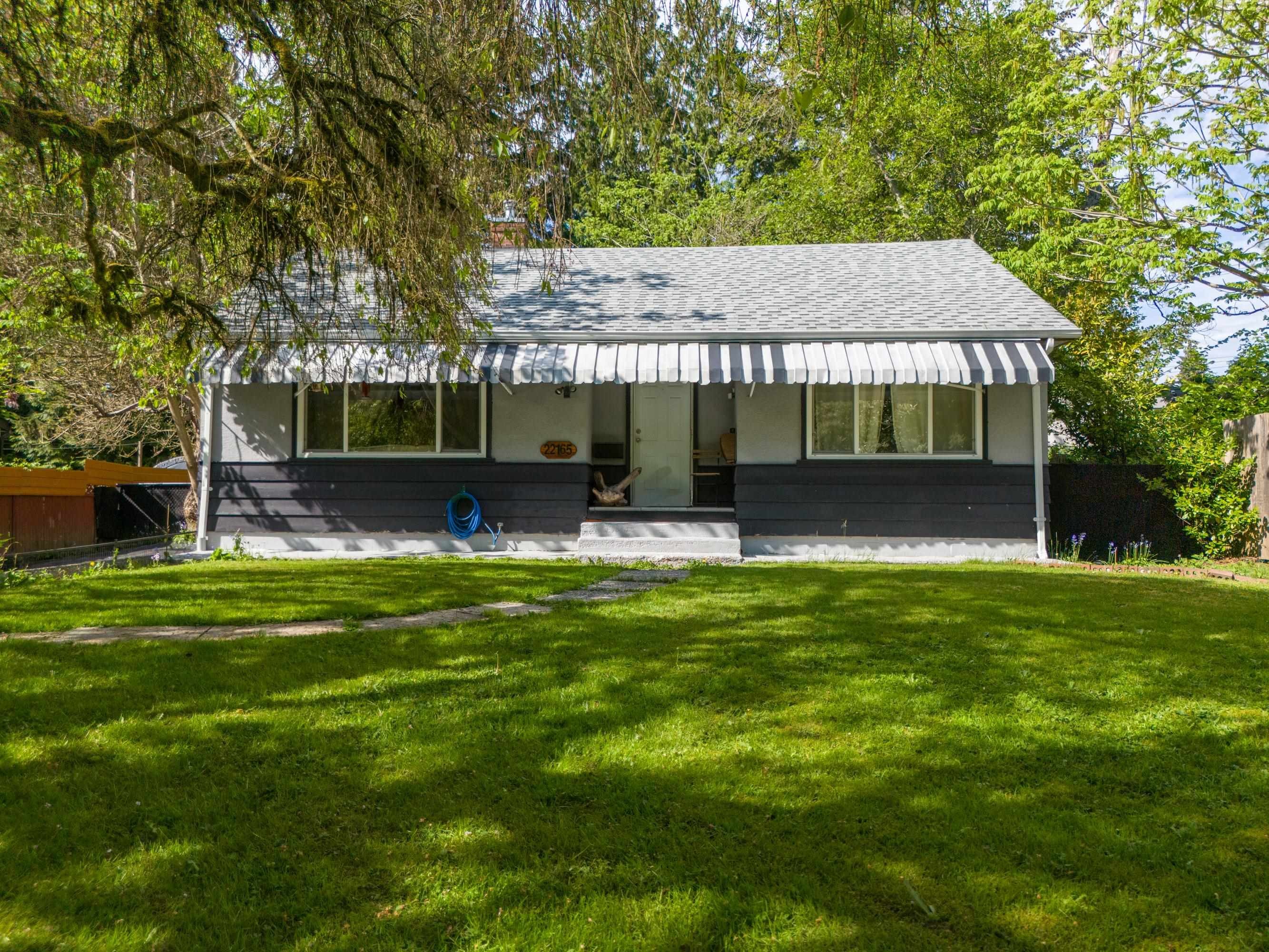 









22165


Cliff

Avenue,
Maple Ridge,







BC
V2X 2L4

