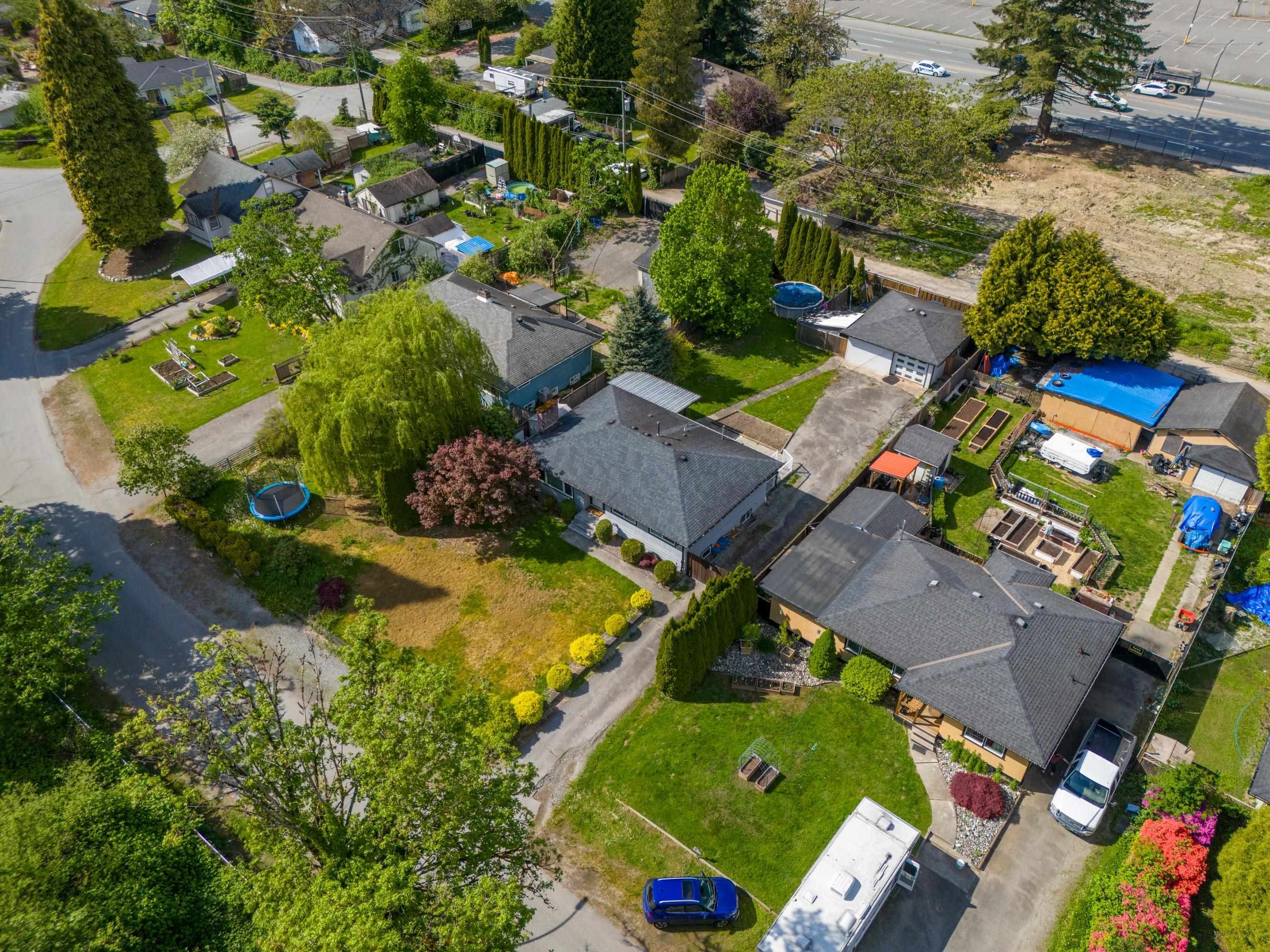 









22137


Cliff

Avenue,
Maple Ridge,







BC
V2X 2L4

