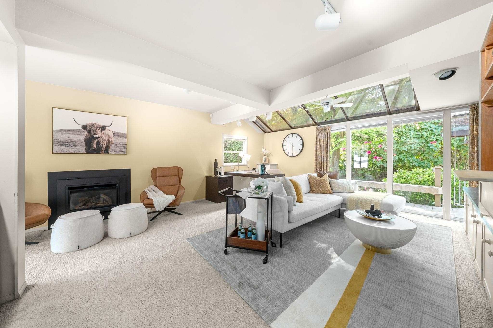 









2698


Newmarket

Drive,
North Vancouver,




BC
V7R 2T4

