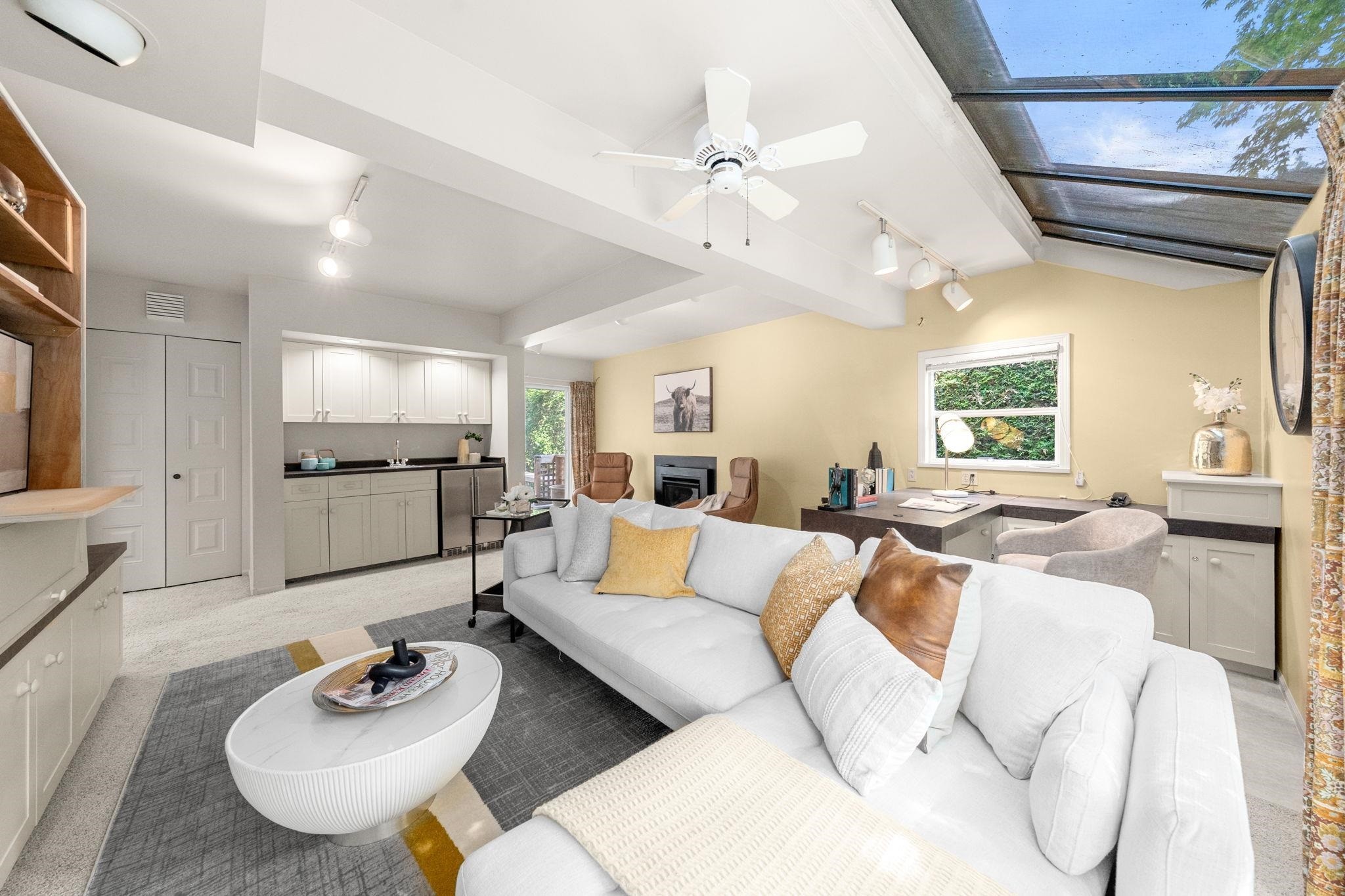 









2698


Newmarket

Drive,
North Vancouver,




BC
V7R 2T4

