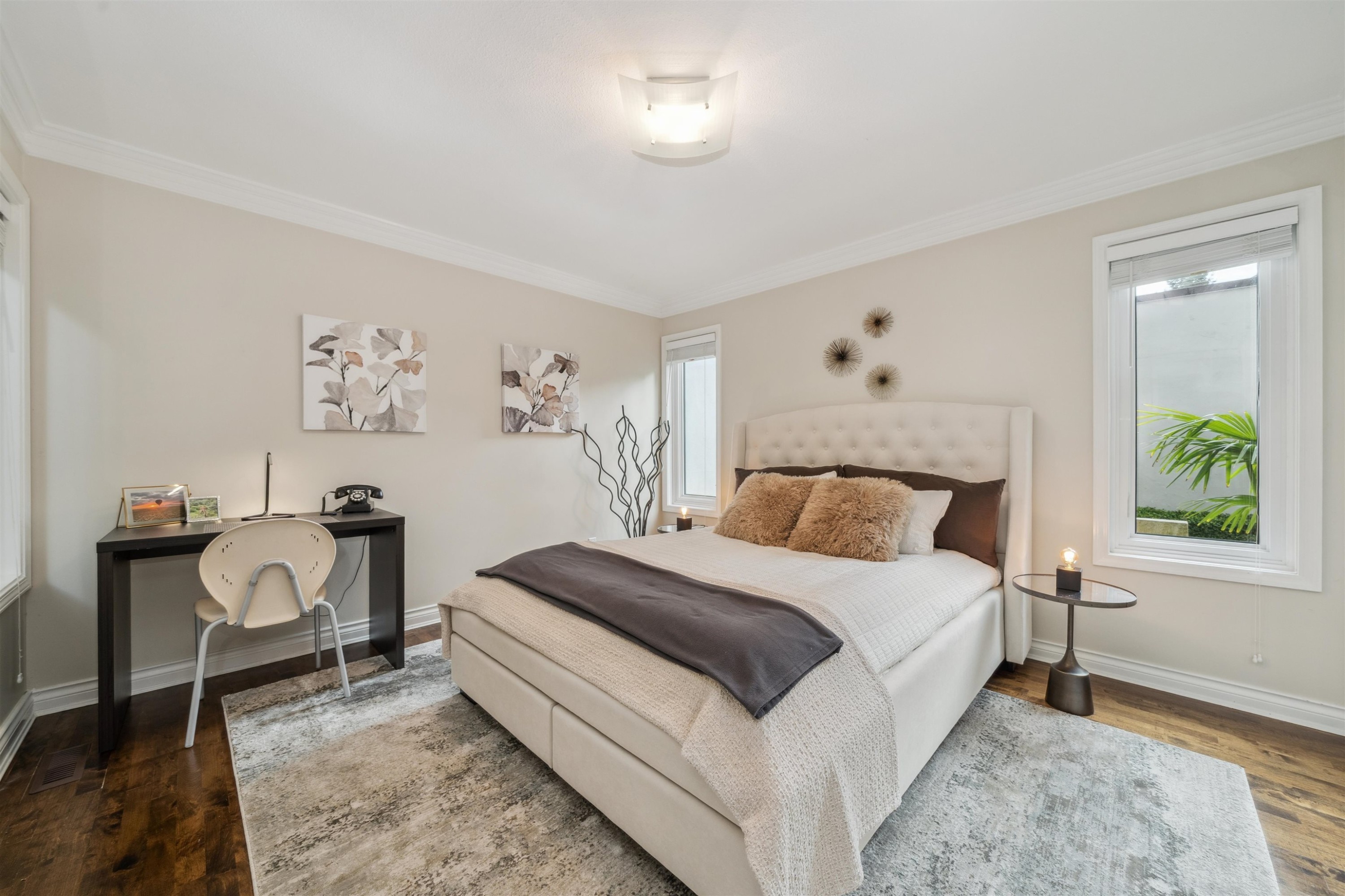 









4386


Keith

Road,
West Vancouver,




BC
V7W 2M2

