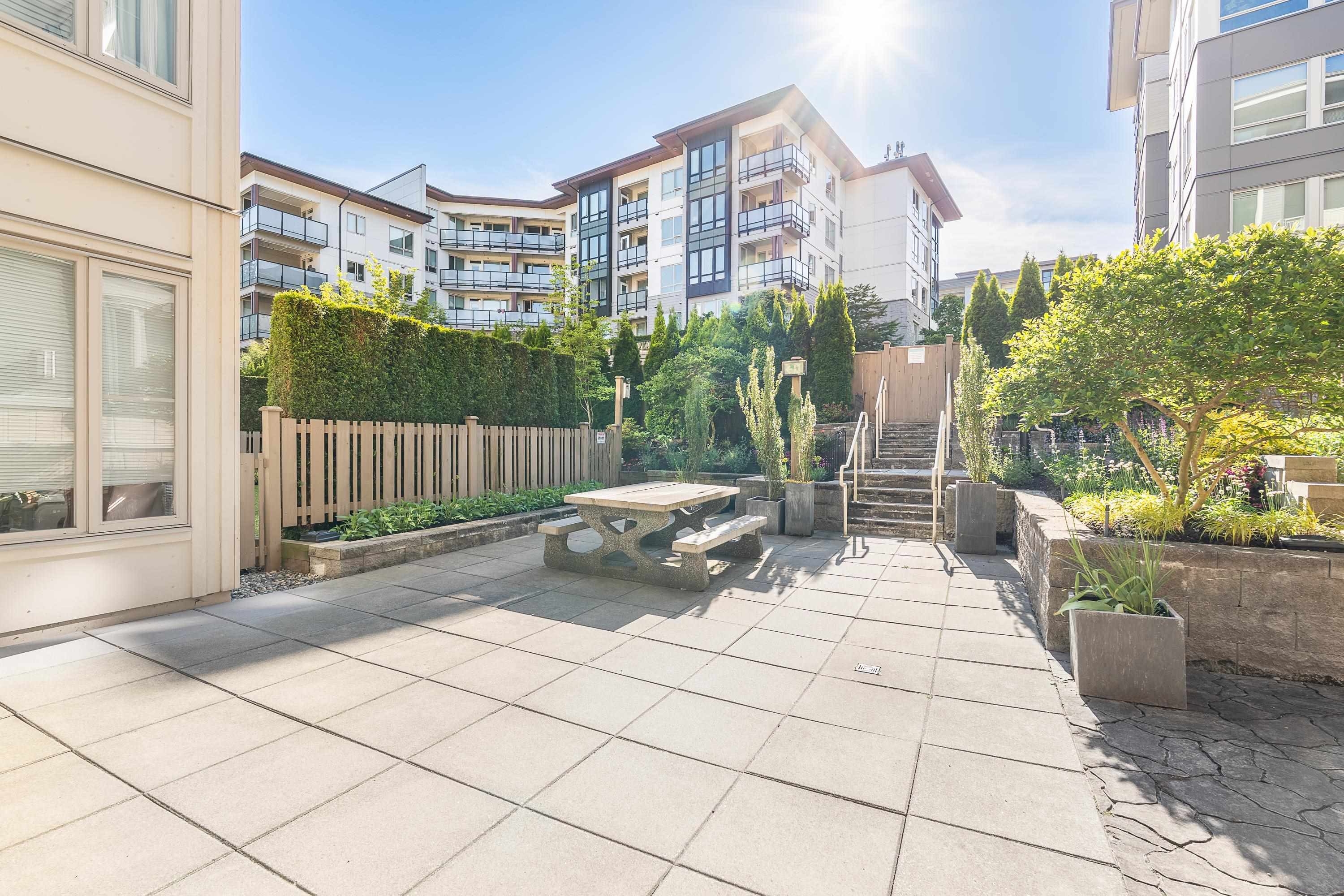 









2665


Mountain

Highway, 517,
North Vancouver,




BC
V7J 0A8

