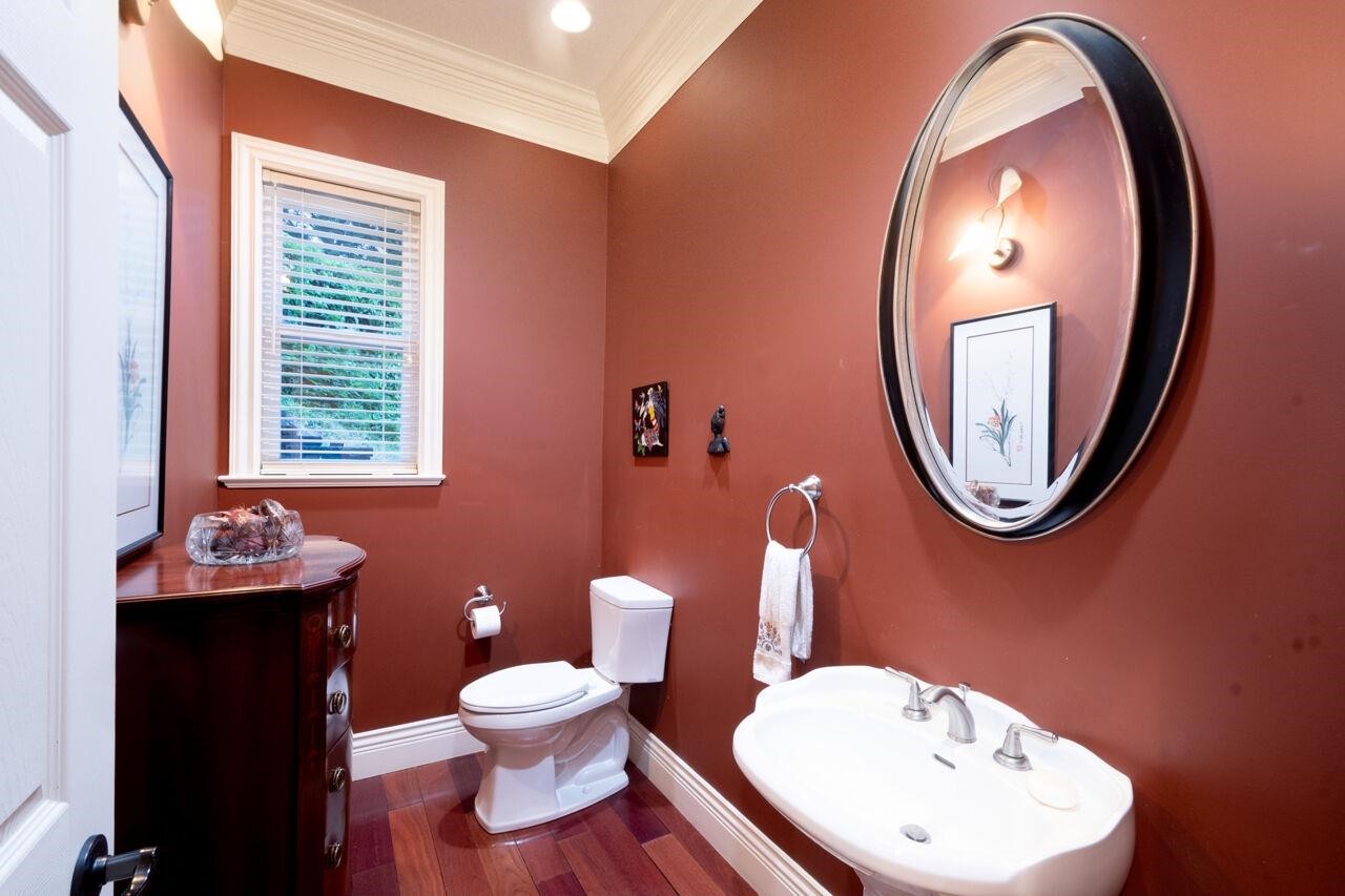 









3732


Marine

Avenue,
Belcarra,




BC
V3H 4R8

