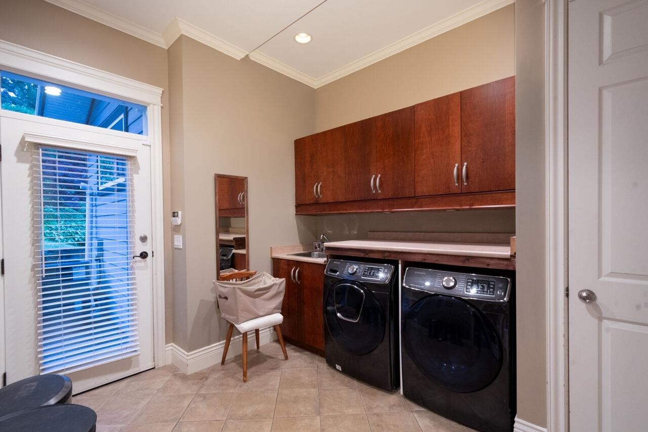 









3732


Marine

Avenue,
Belcarra,




BC
V3H 4R8

