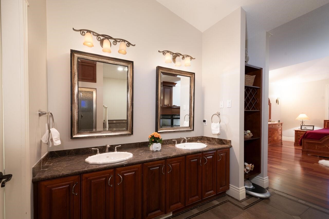 









3732


Marine

Avenue,
Belcarra,




BC
V3H 4R8

