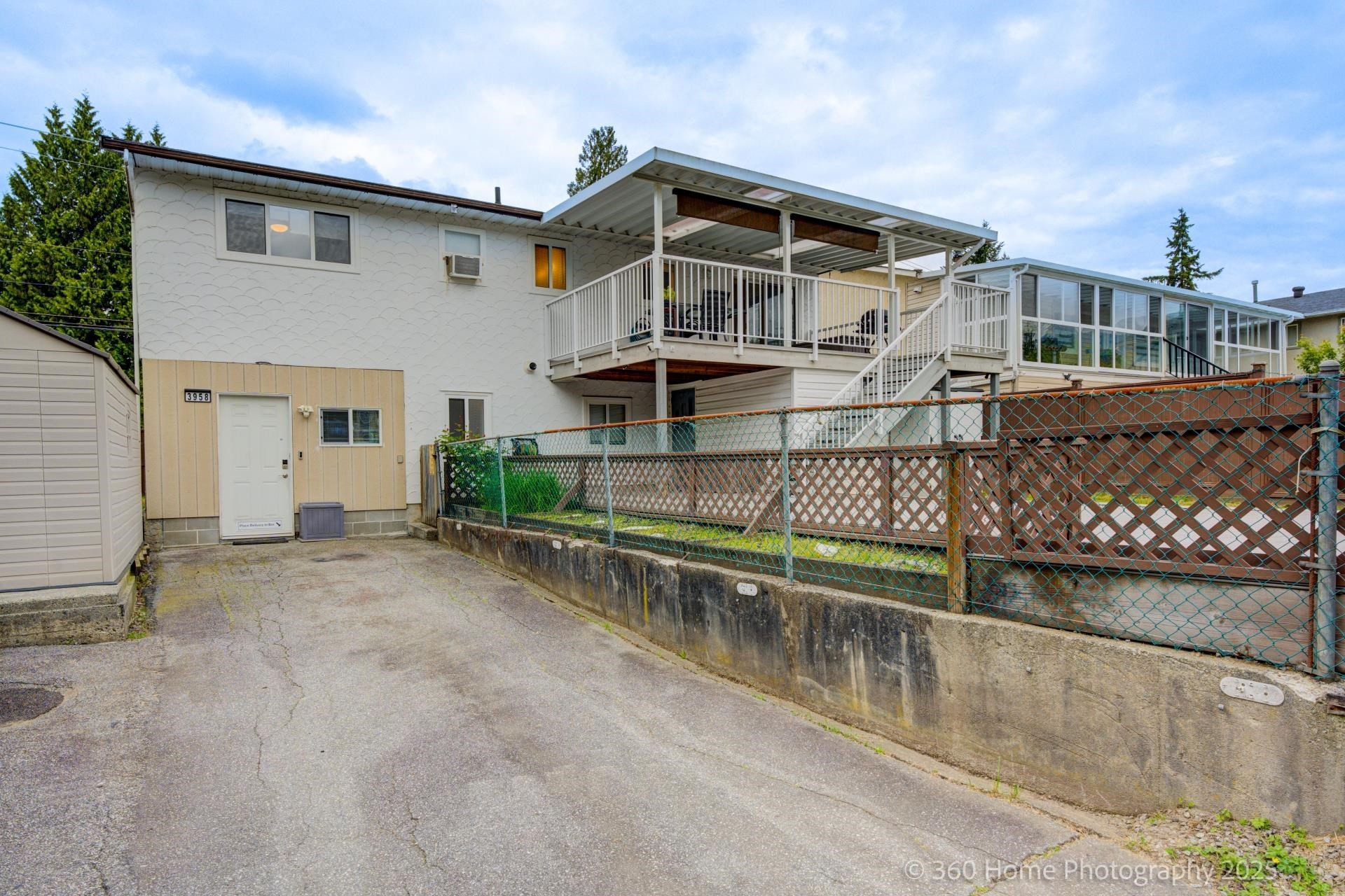 









3958


Coast Meridian

Road,
Port Coquitlam,




BC
V3B 3P4

