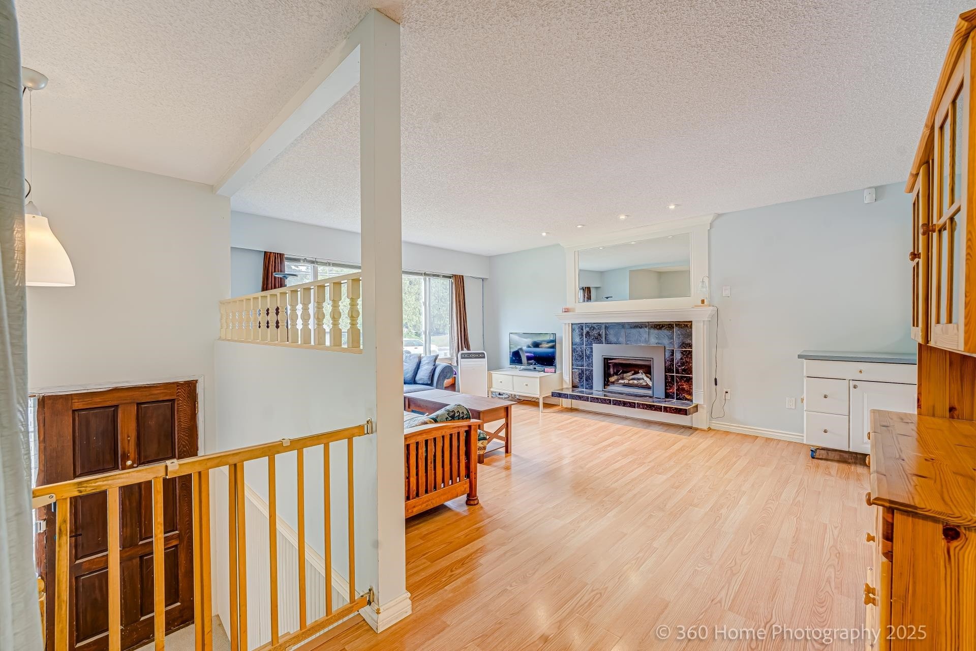 









3958


Coast Meridian

Road,
Port Coquitlam,




BC
V3B 3P4

