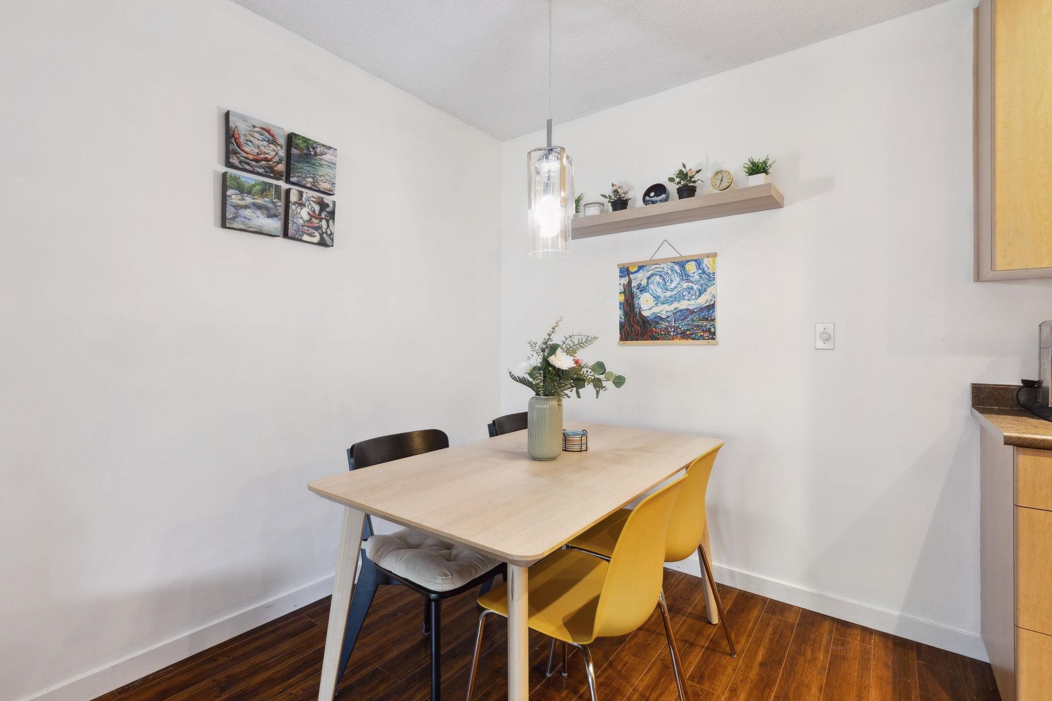 









1155


Ross

Road, 204,
North Vancouver,




BC
V7K 1C6


