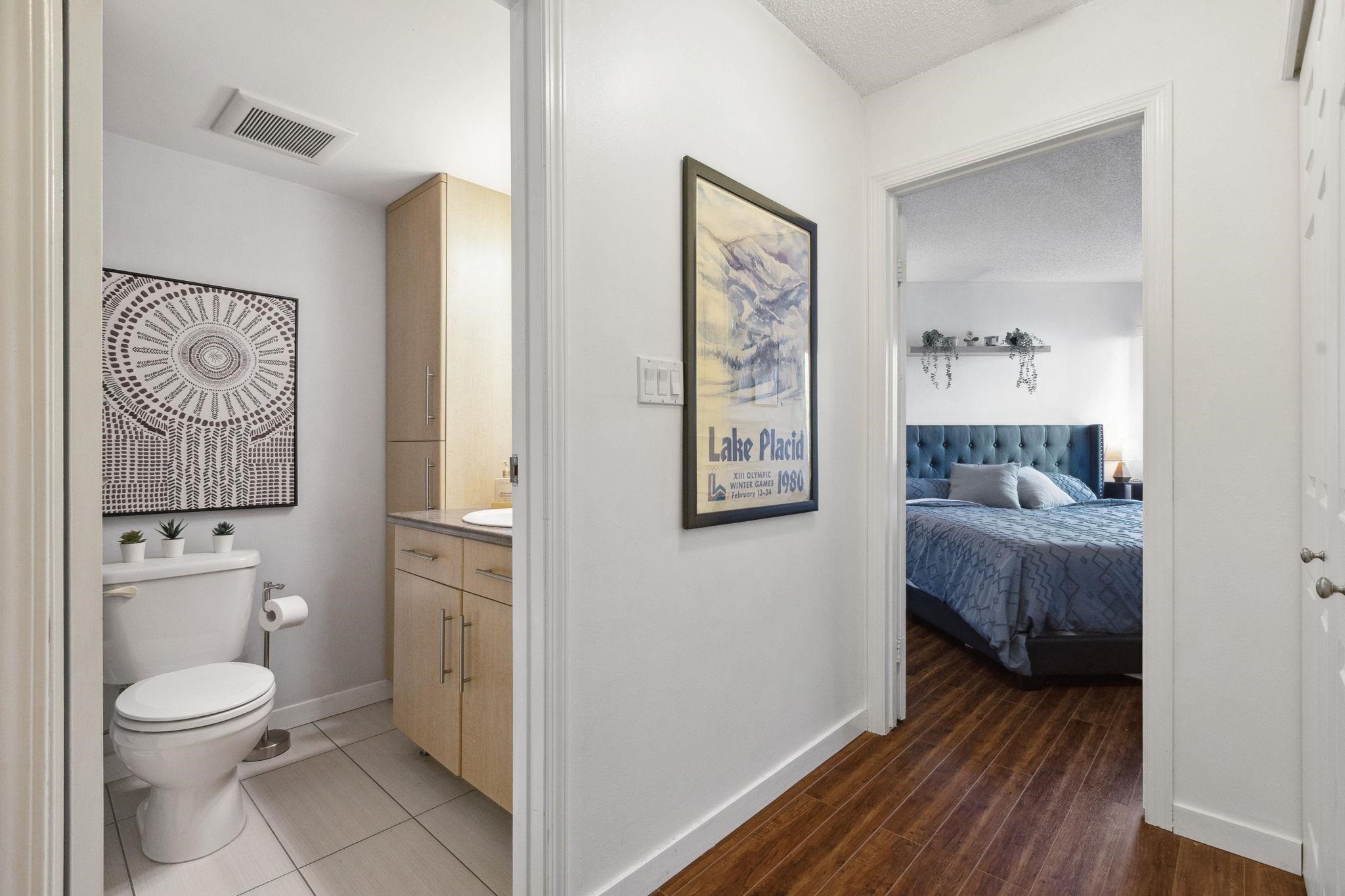 









1155


Ross

Road, 204,
North Vancouver,




BC
V7K 1C6

