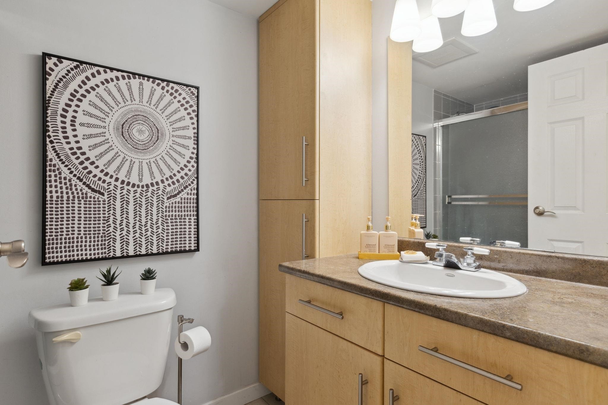 









1155


Ross

Road, 204,
North Vancouver,




BC
V7K 1C6

