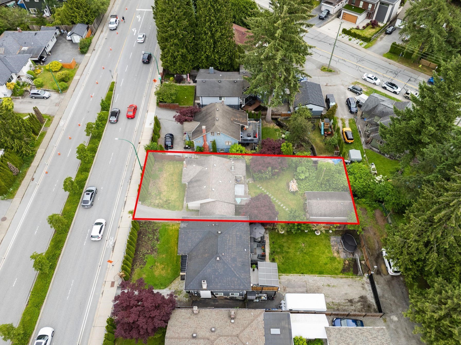 









765


Lynn Valley

Road,
North Vancouver,




BC
V7J 1Z5

