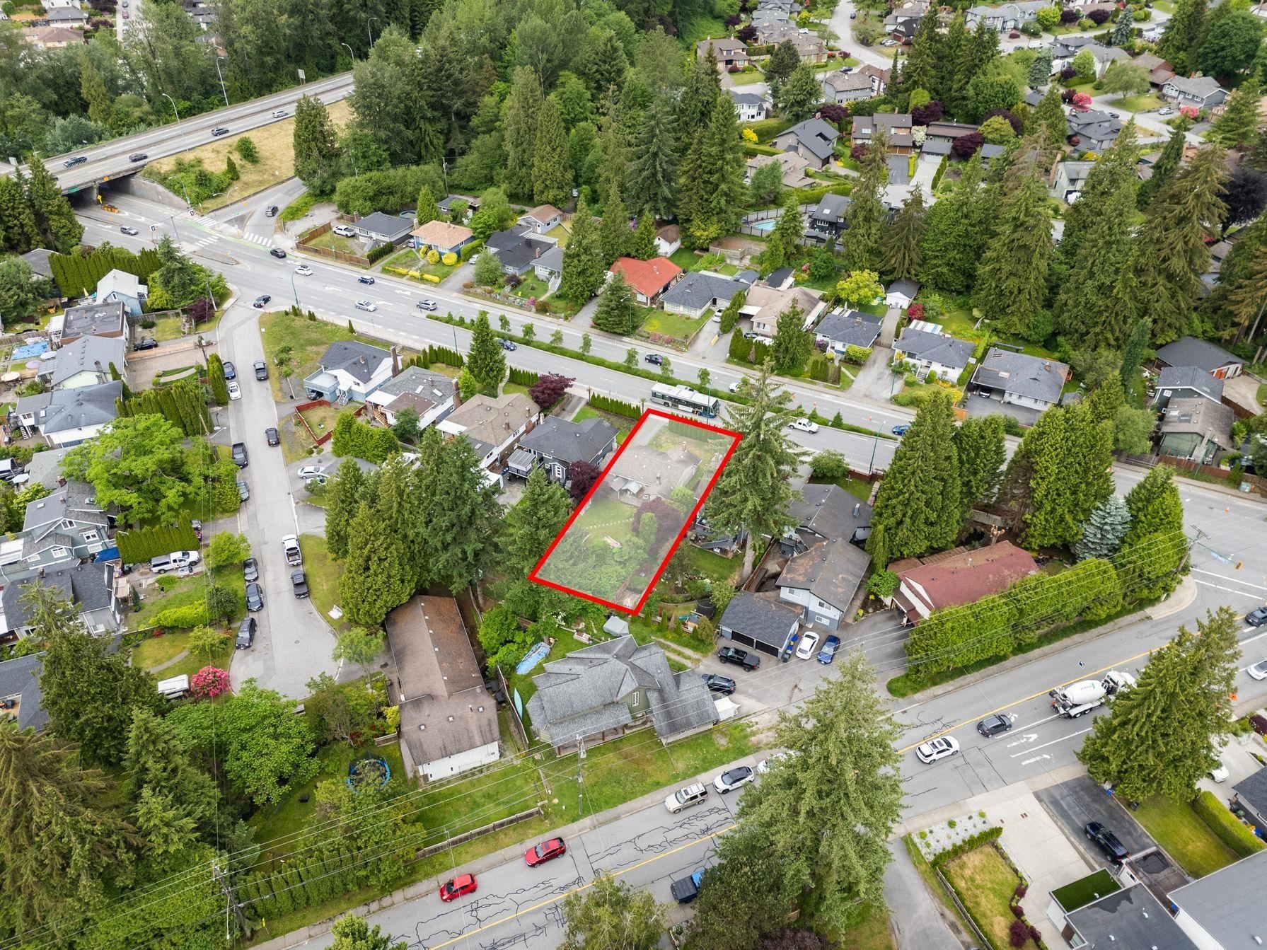 









765


Lynn Valley

Road,
North Vancouver,




BC
V7J 1Z5

