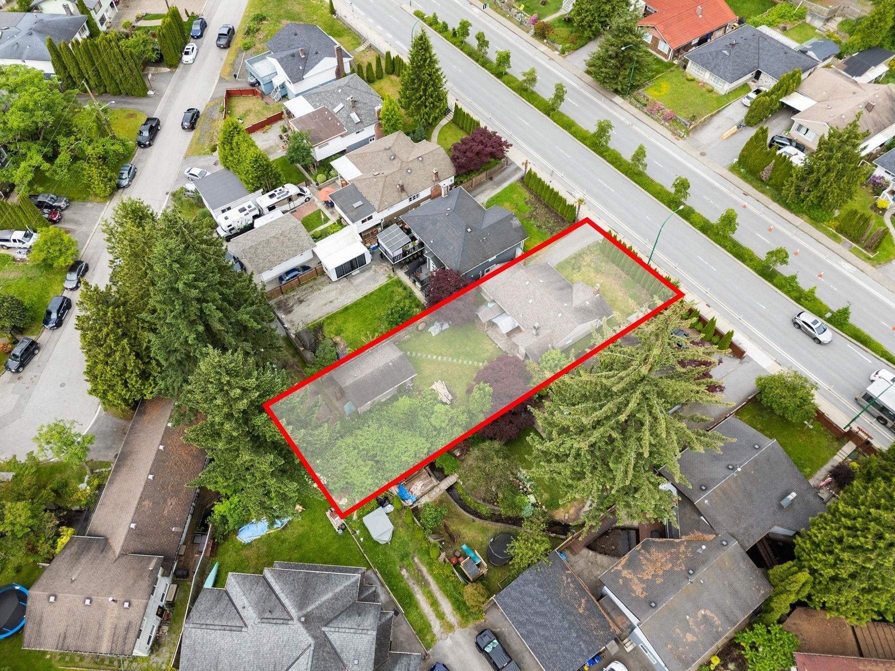 









765


Lynn Valley

Road,
North Vancouver,




BC
V7J 1Z5

