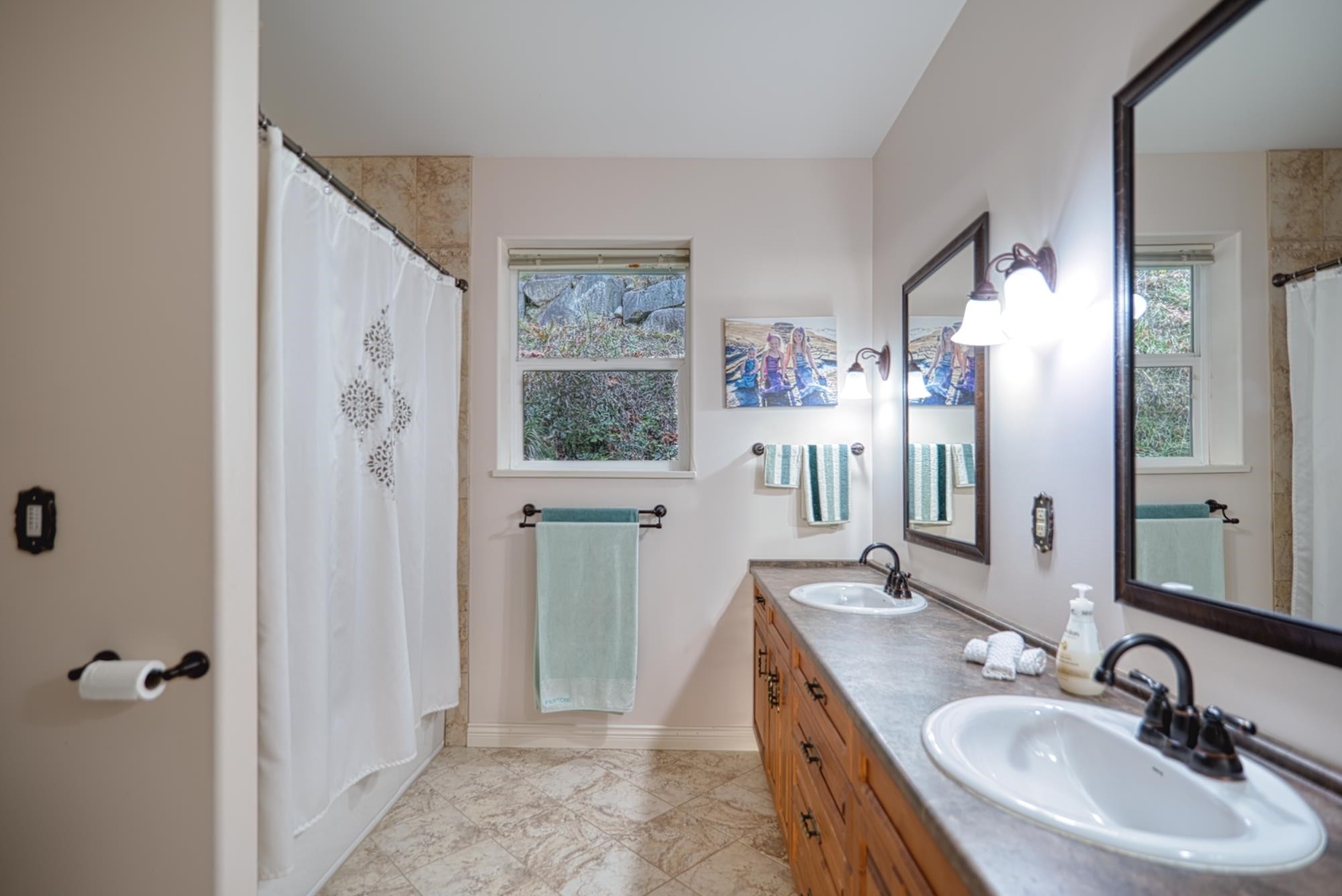 









5338


Daniel

Road,
Garden Bay,




BC
V0N 1S1

