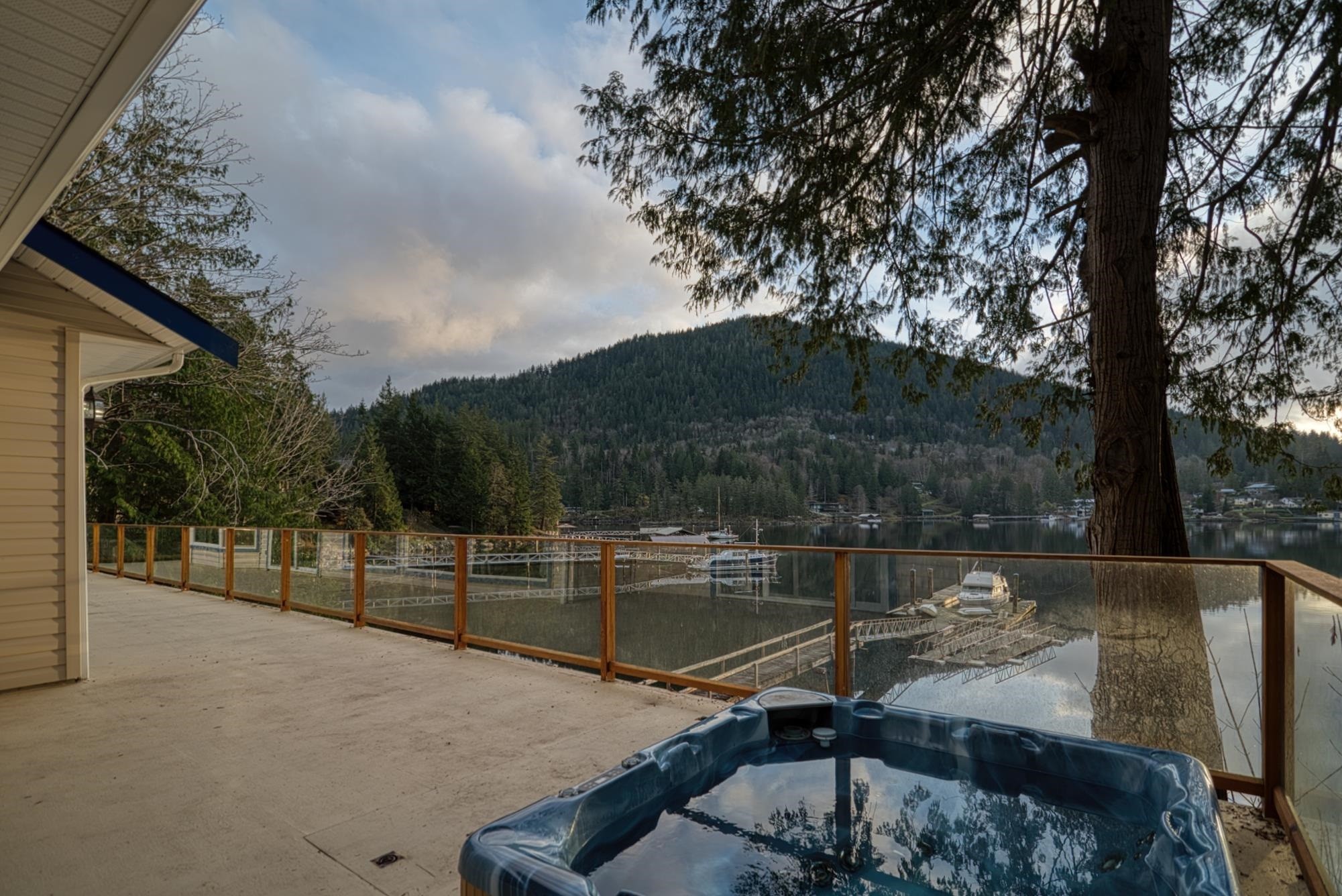 









5338


Daniel

Road,
Garden Bay,




BC
V0N 1S1

