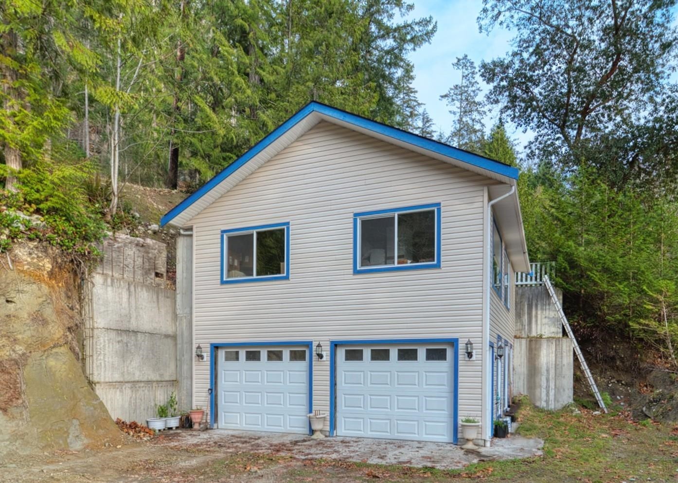 









5338


Daniel

Road,
Garden Bay,




BC
V0N 1S1

