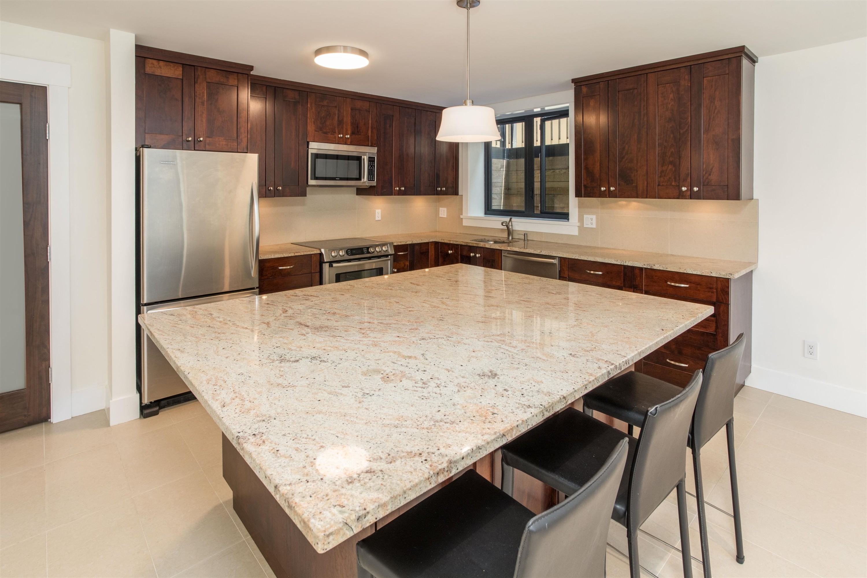 









1134


Montroyal

Boulevard,
North Vancouver,




BC
V7R 2H7

