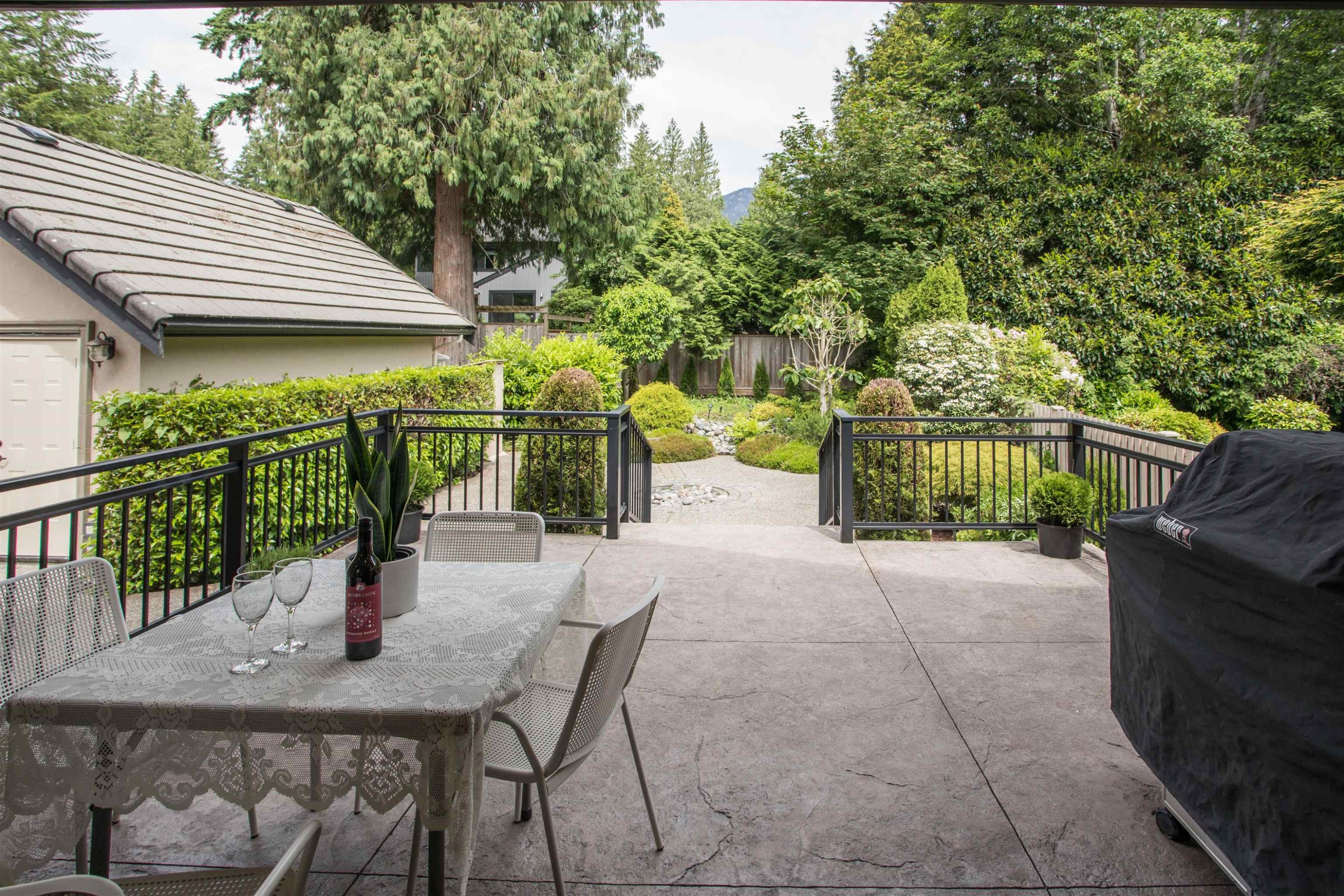 









1134


Montroyal

Boulevard,
North Vancouver,




BC
V7R 2H7

