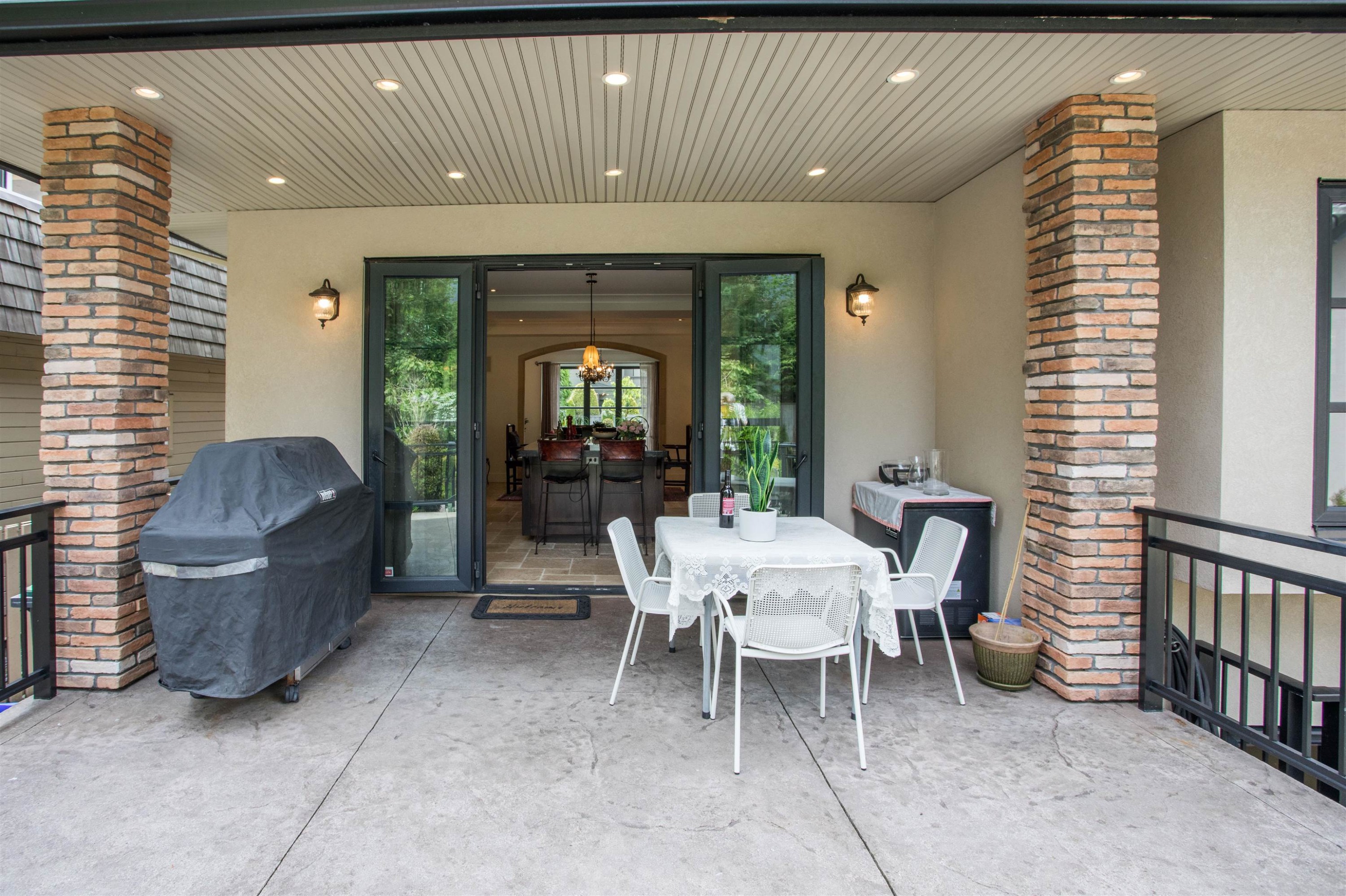 









1134


Montroyal

Boulevard,
North Vancouver,




BC
V7R 2H7


