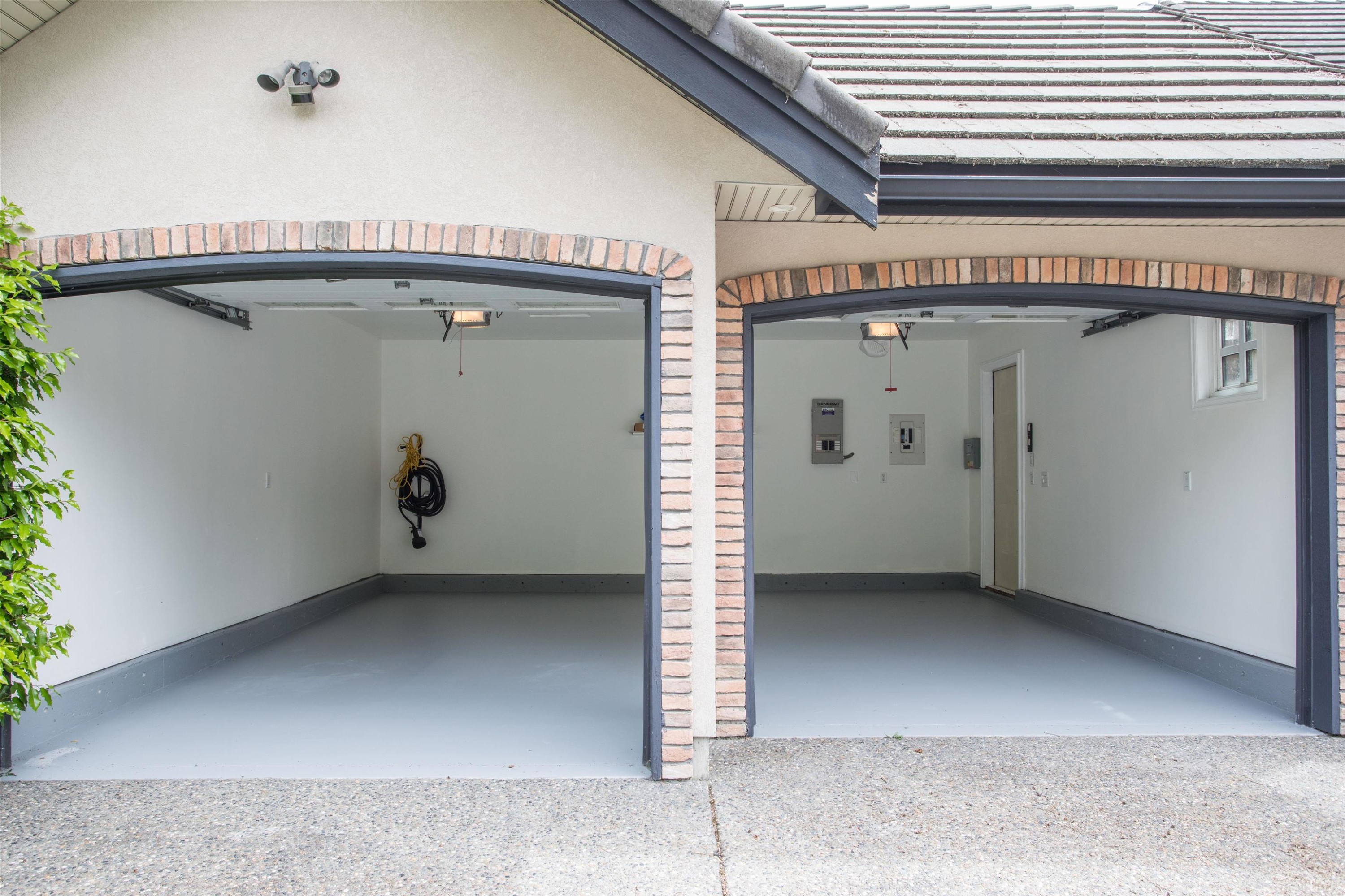 









1134


Montroyal

Boulevard,
North Vancouver,




BC
V7R 2H7

