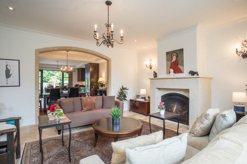 









1134


Montroyal

Boulevard,
North Vancouver,




BC
V7R 2H7


