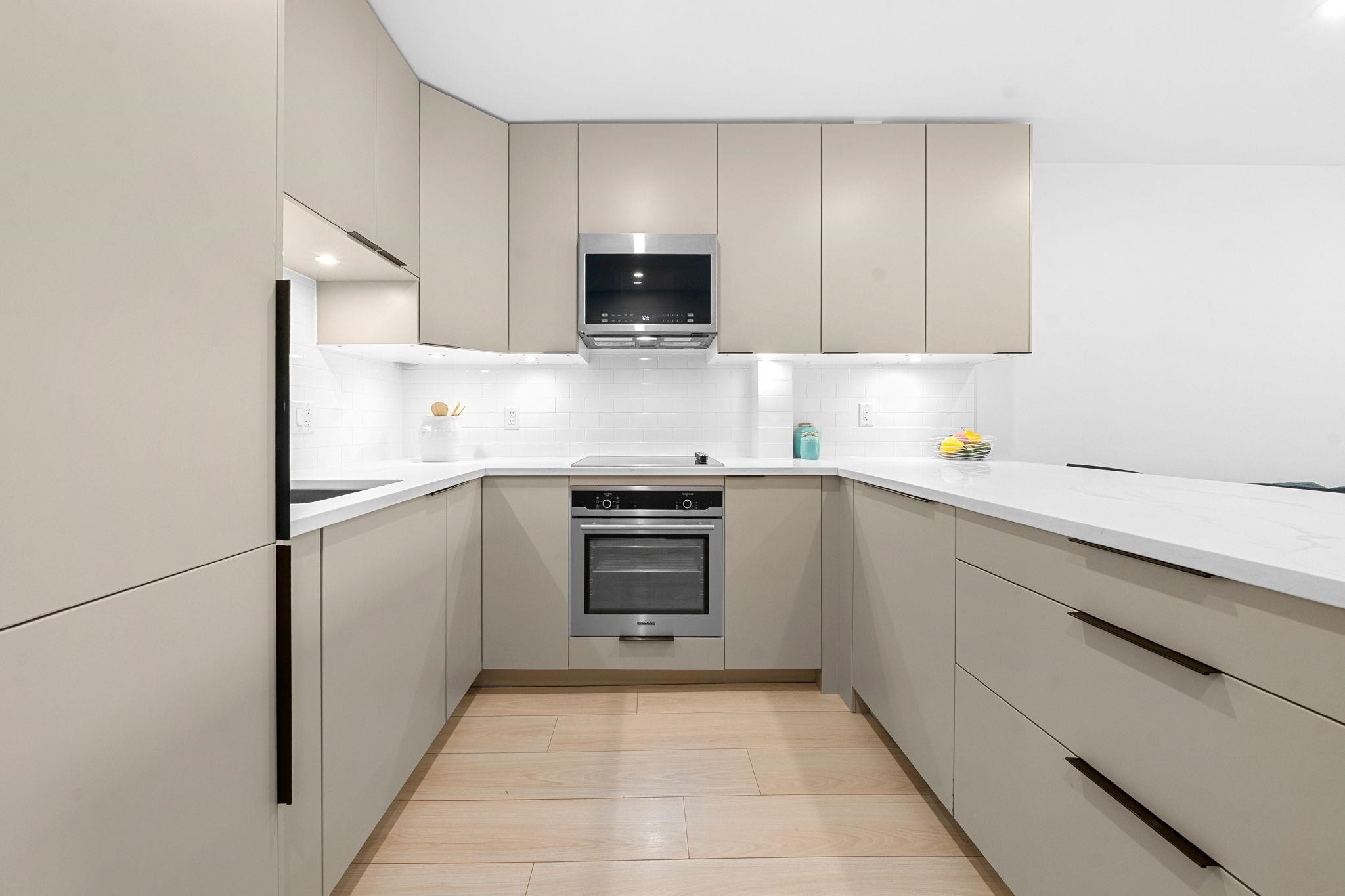 









1545


2nd

Avenue East, 203,
Vancouver,




BC
V5N 1C8

