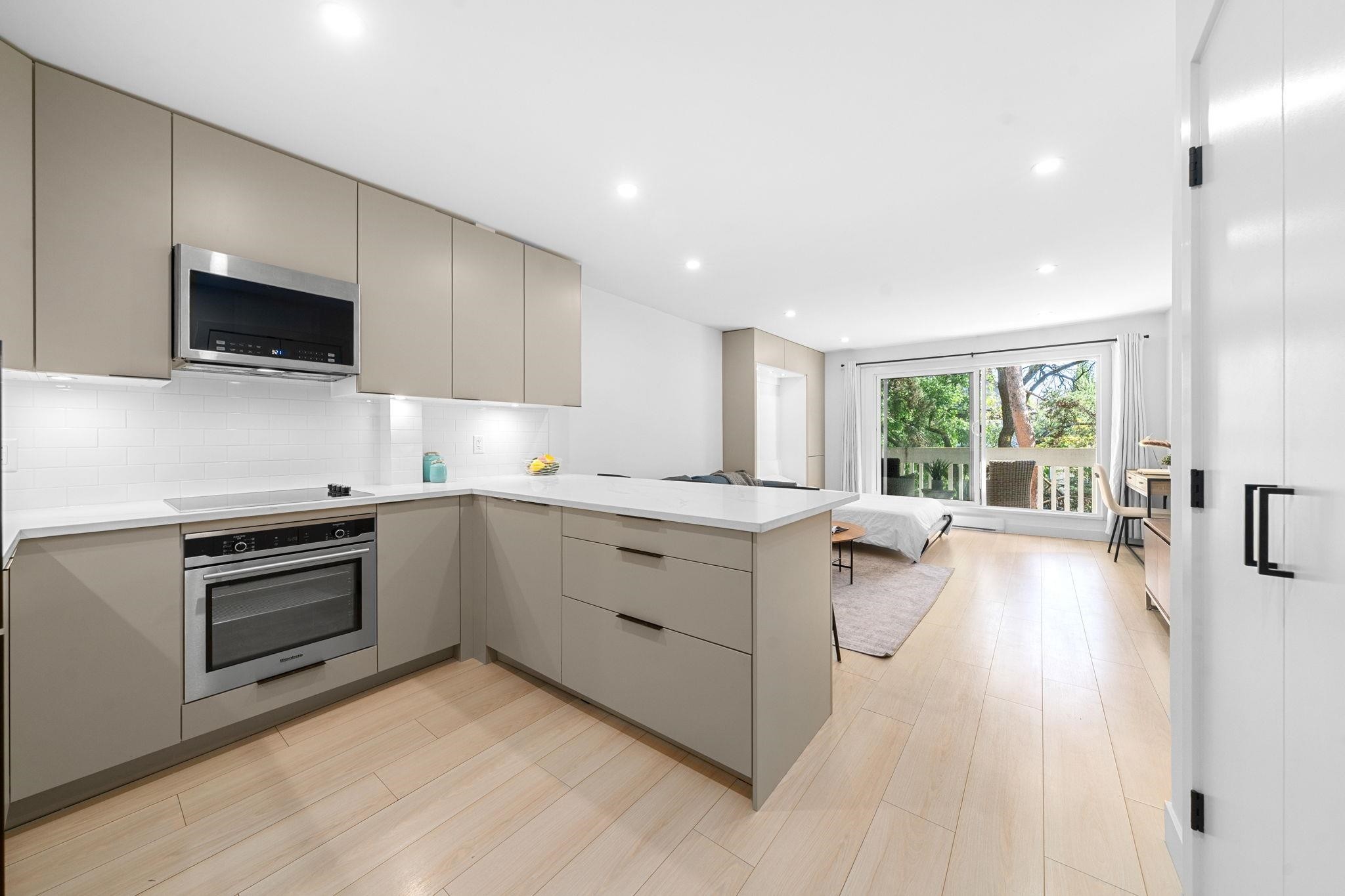 









1545


2nd

Avenue East, 203,
Vancouver,




BC
V5N 1C8

