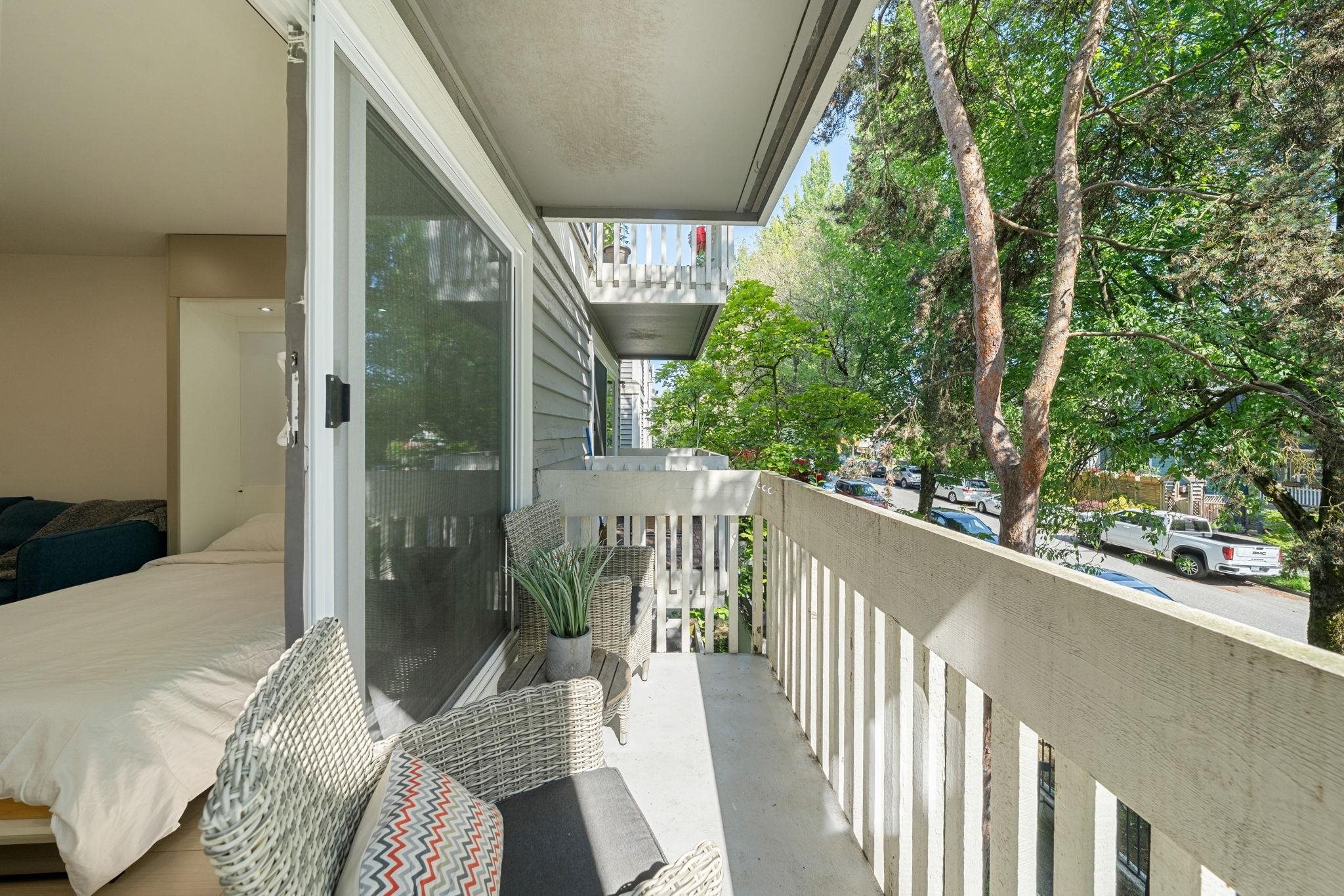 









1545


2nd

Avenue East, 203,
Vancouver,




BC
V5N 1C8

