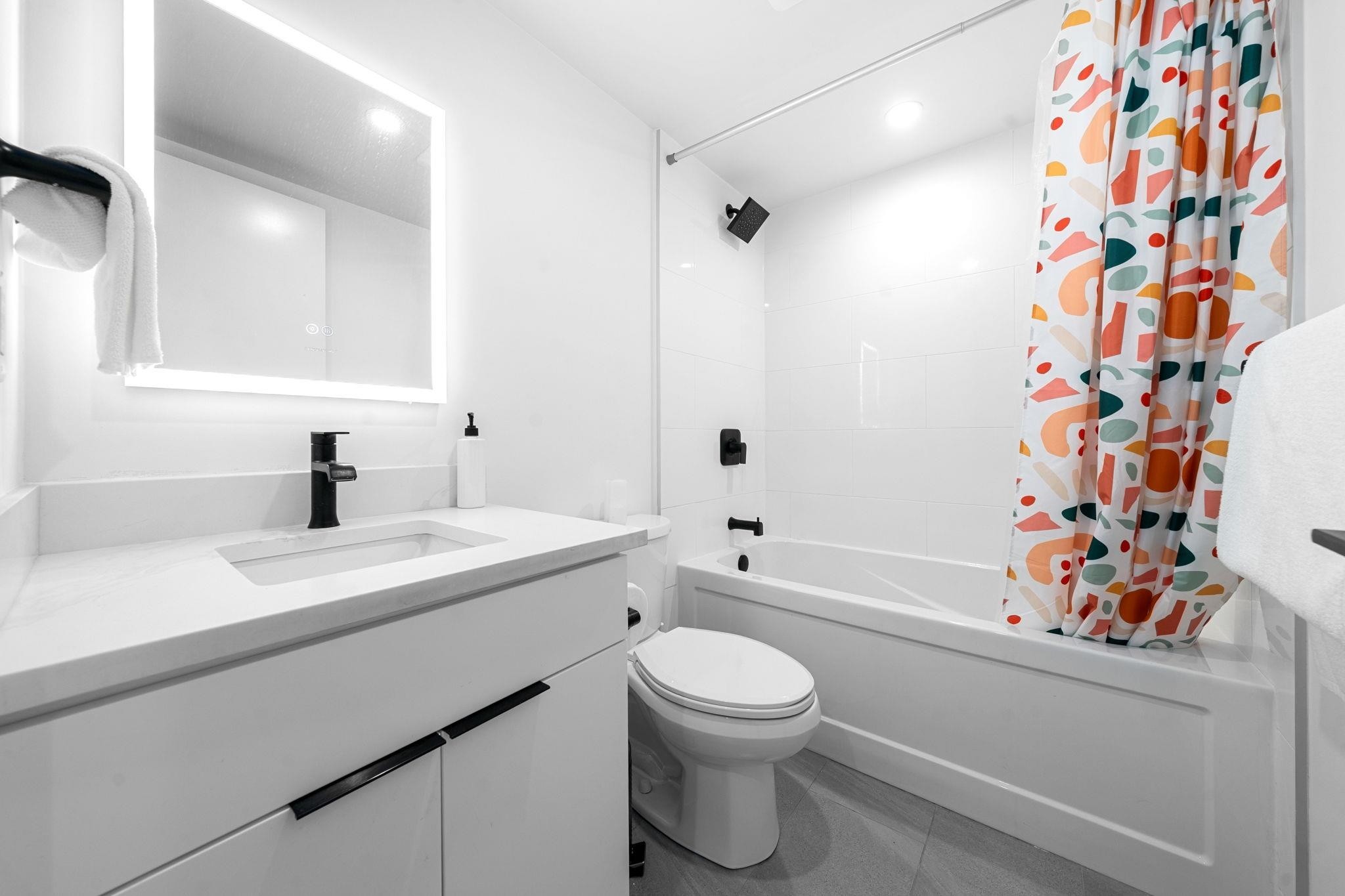 









1545


2nd

Avenue East, 203,
Vancouver,




BC
V5N 1C8

