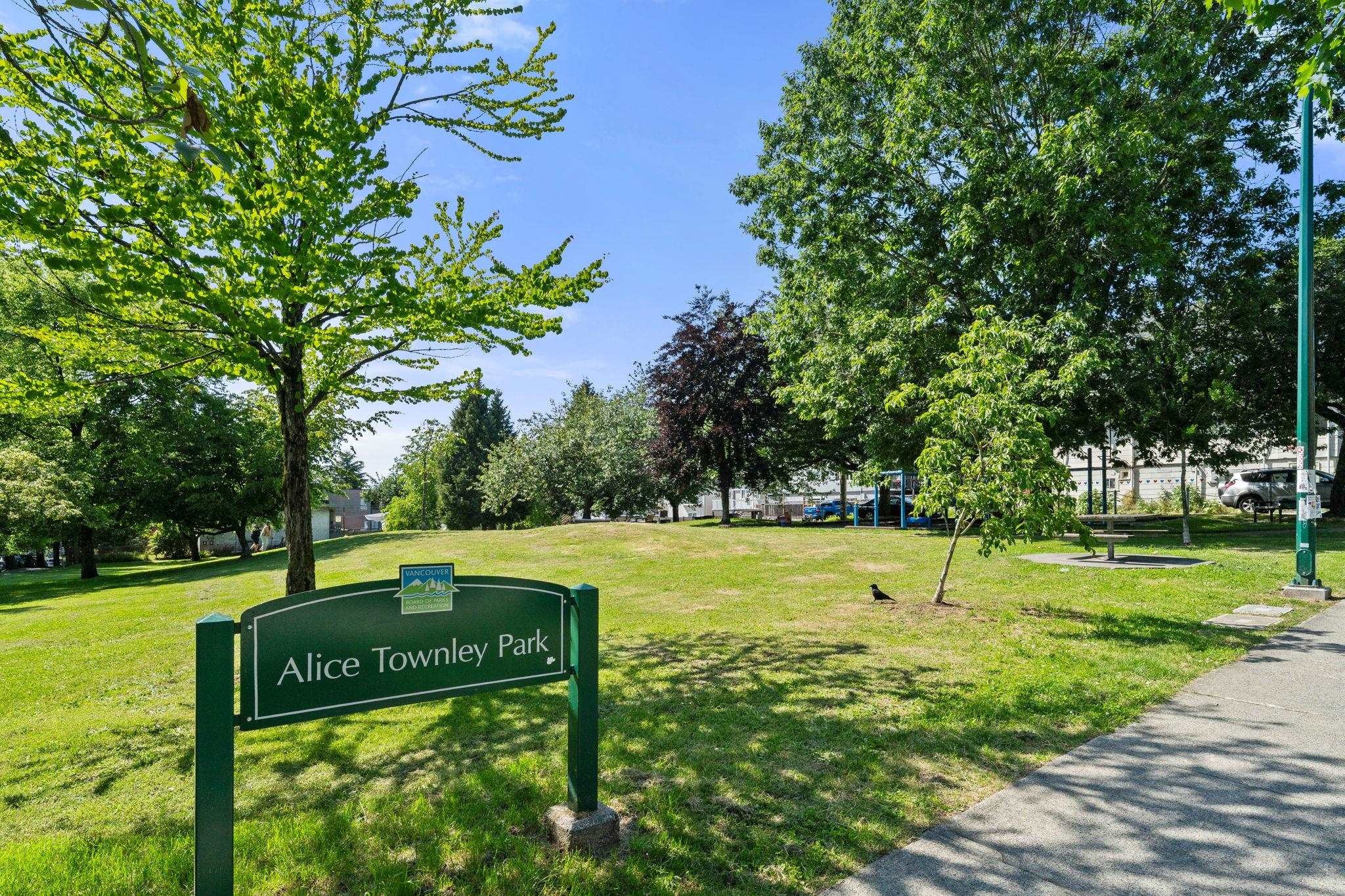 









1545


2nd

Avenue East, 203,
Vancouver,




BC
V5N 1C8

