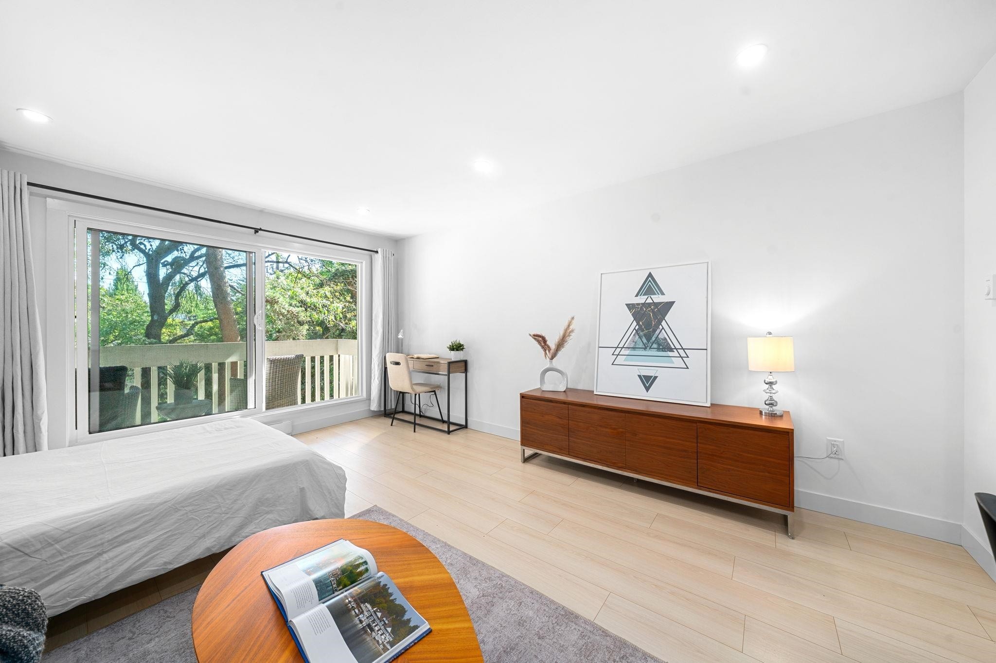 









1545


2nd

Avenue East, 203,
Vancouver,




BC
V5N 1C8

