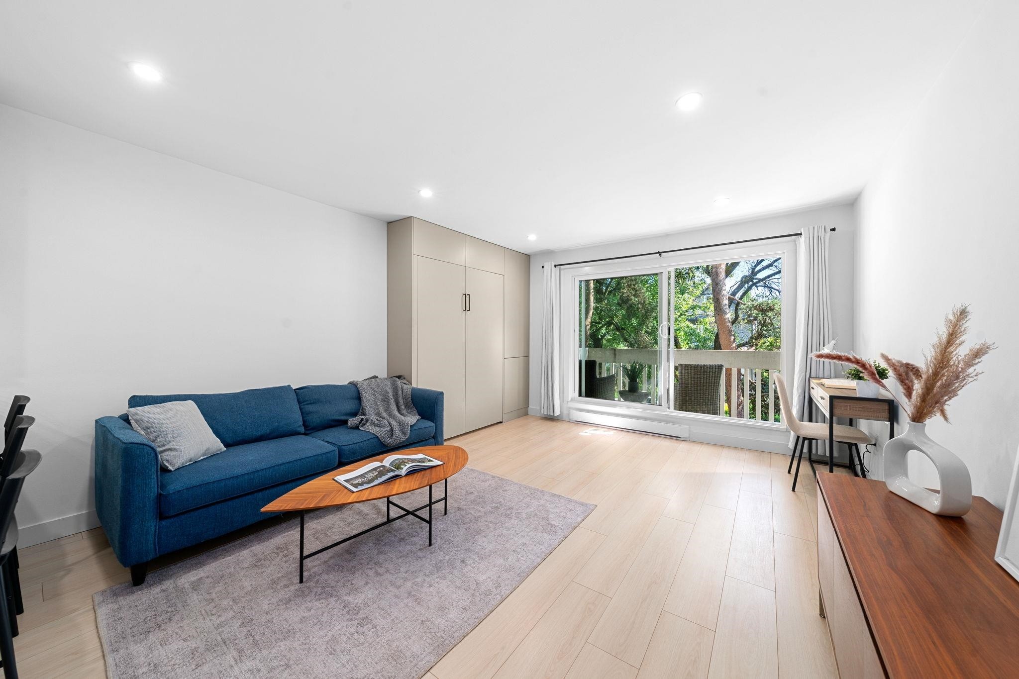 









1545


2nd

Avenue East, 203,
Vancouver,




BC
V5N 1C8

