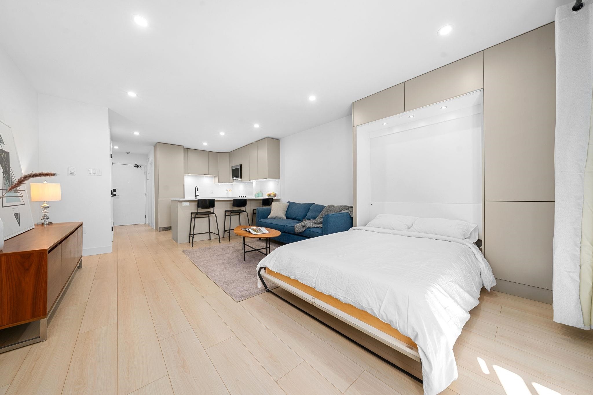 









1545


2nd

Avenue East, 203,
Vancouver,




BC
V5N 1C8

