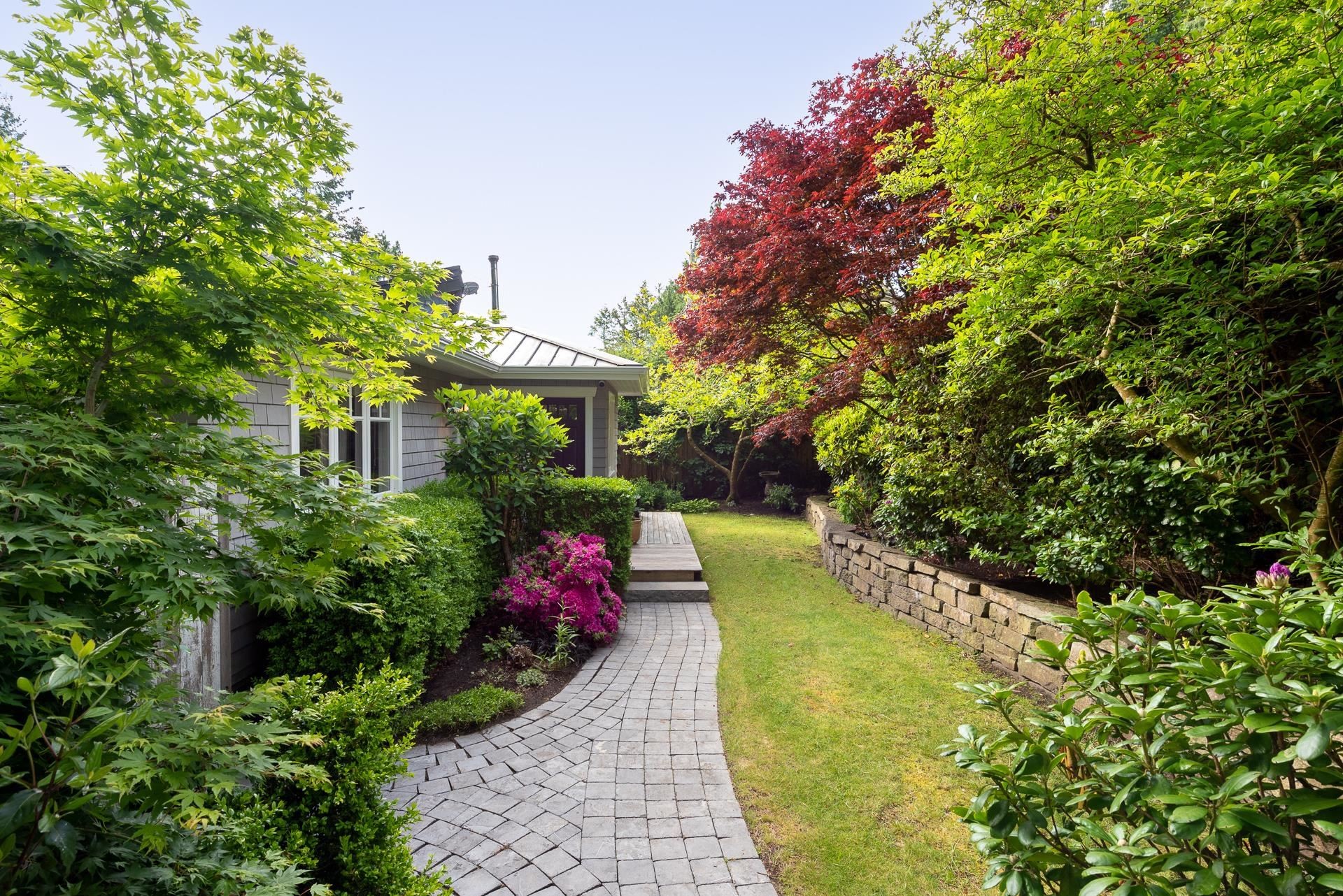 









1137


Miller

Road,
Bowen Island,




BC
V0N 1G1

