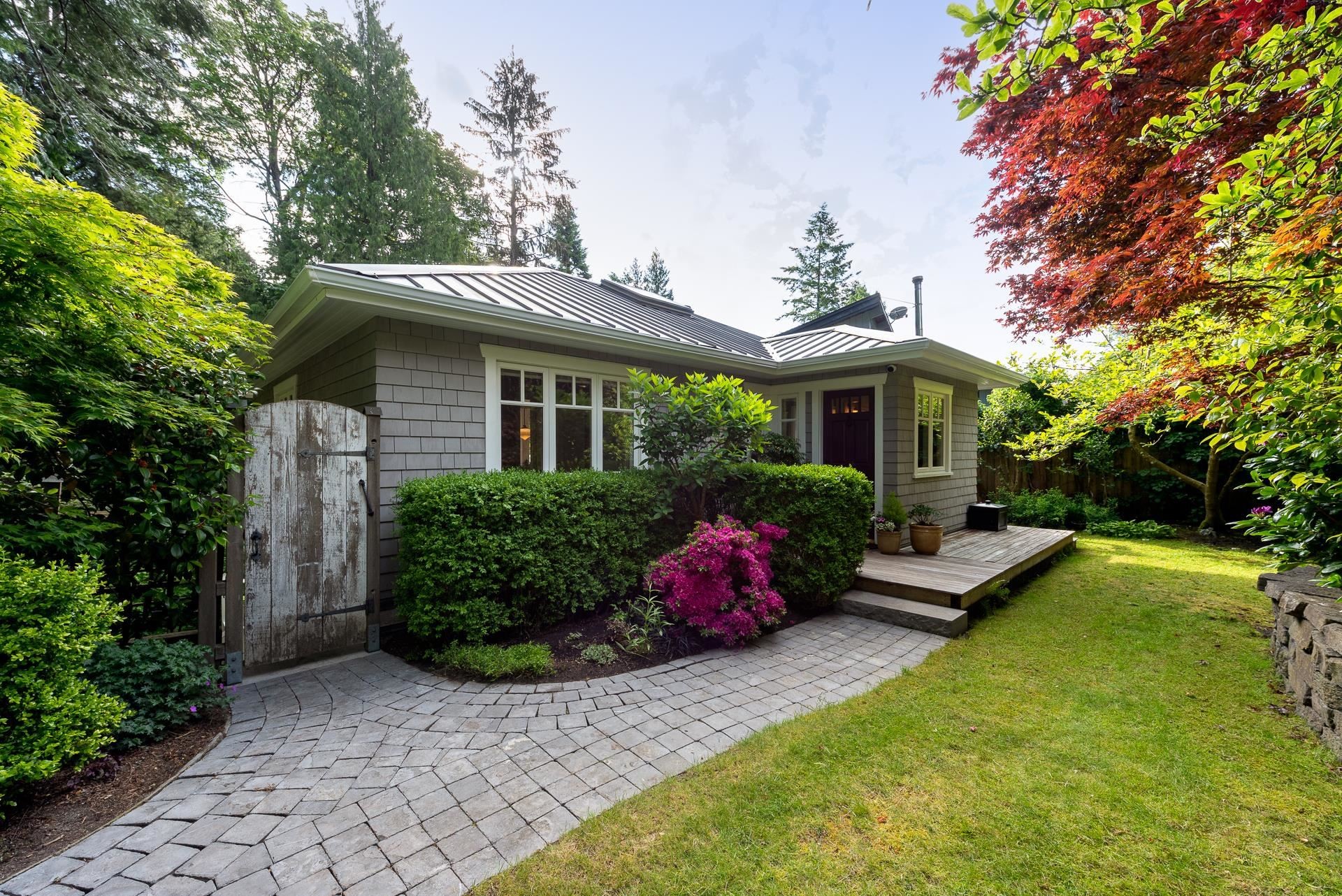 









1137


Miller

Road,
Bowen Island,




BC
V0N 1G1


