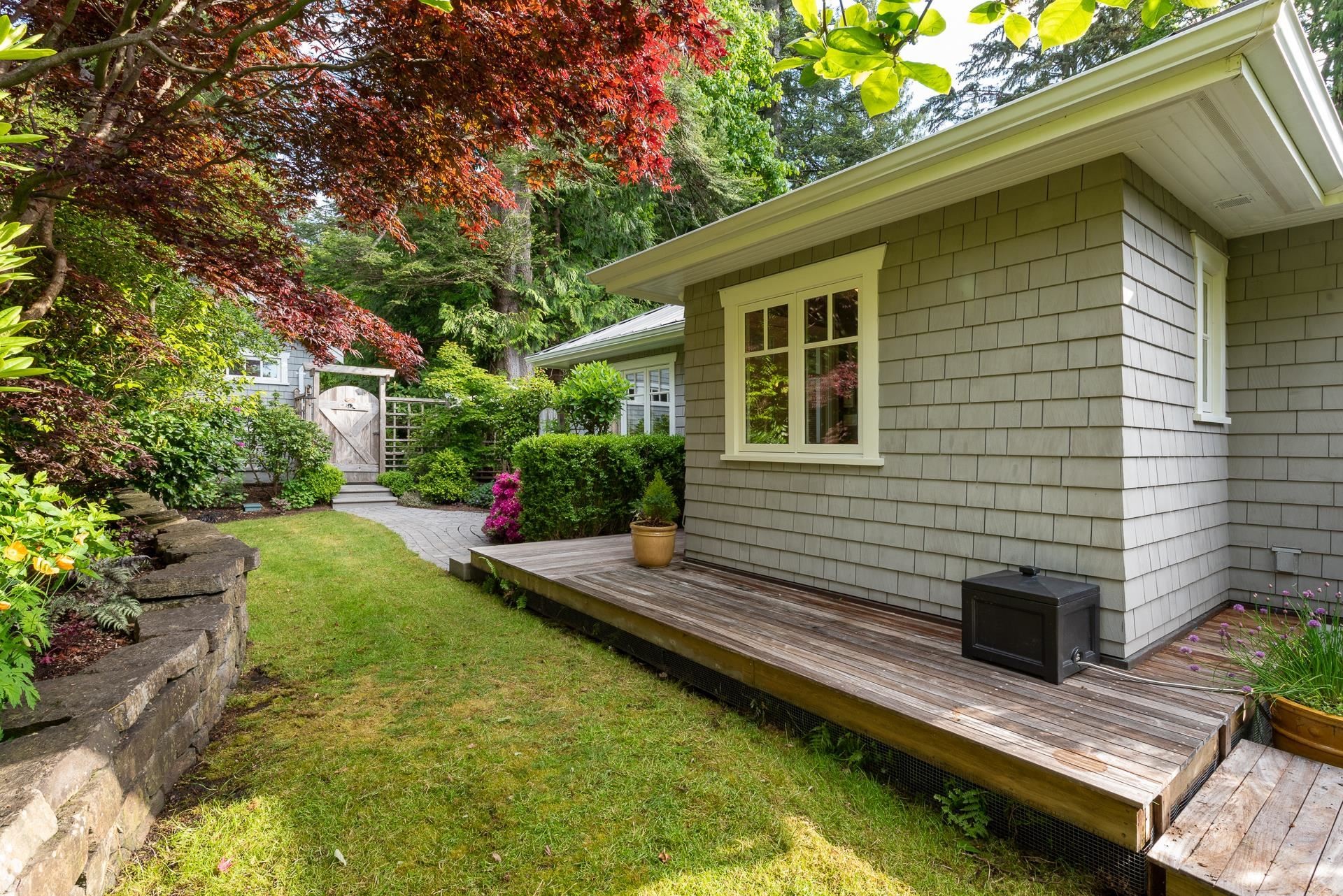 









1137


Miller

Road,
Bowen Island,




BC
V0N 1G1

